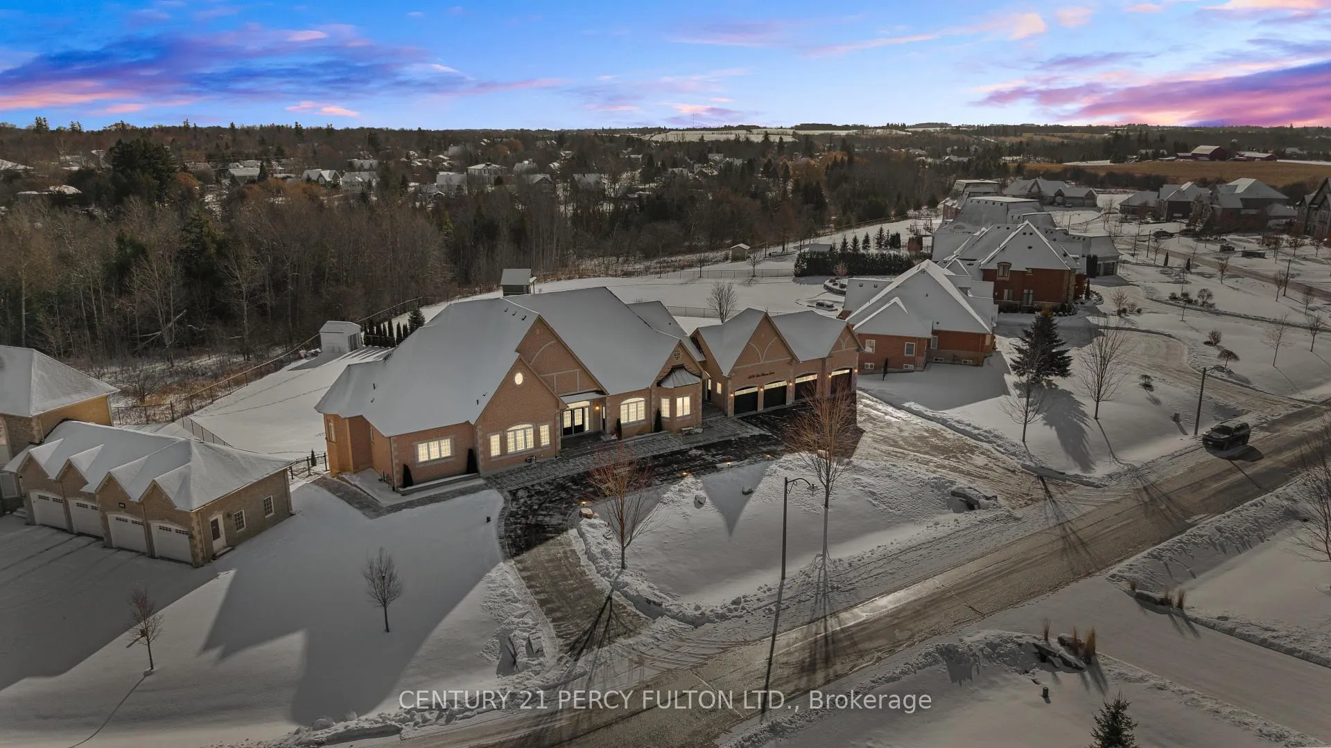 Photo 6 of 5121 Tom Thomson Court, Pickering, Rural Pickering — HOMEH