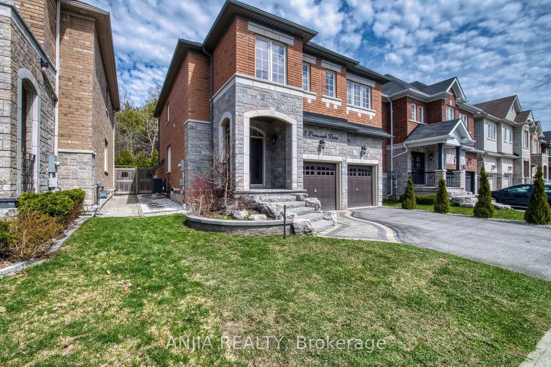 Photo 4 of 48 Promenade Drive, Whitby, Taunton North — HOMEH