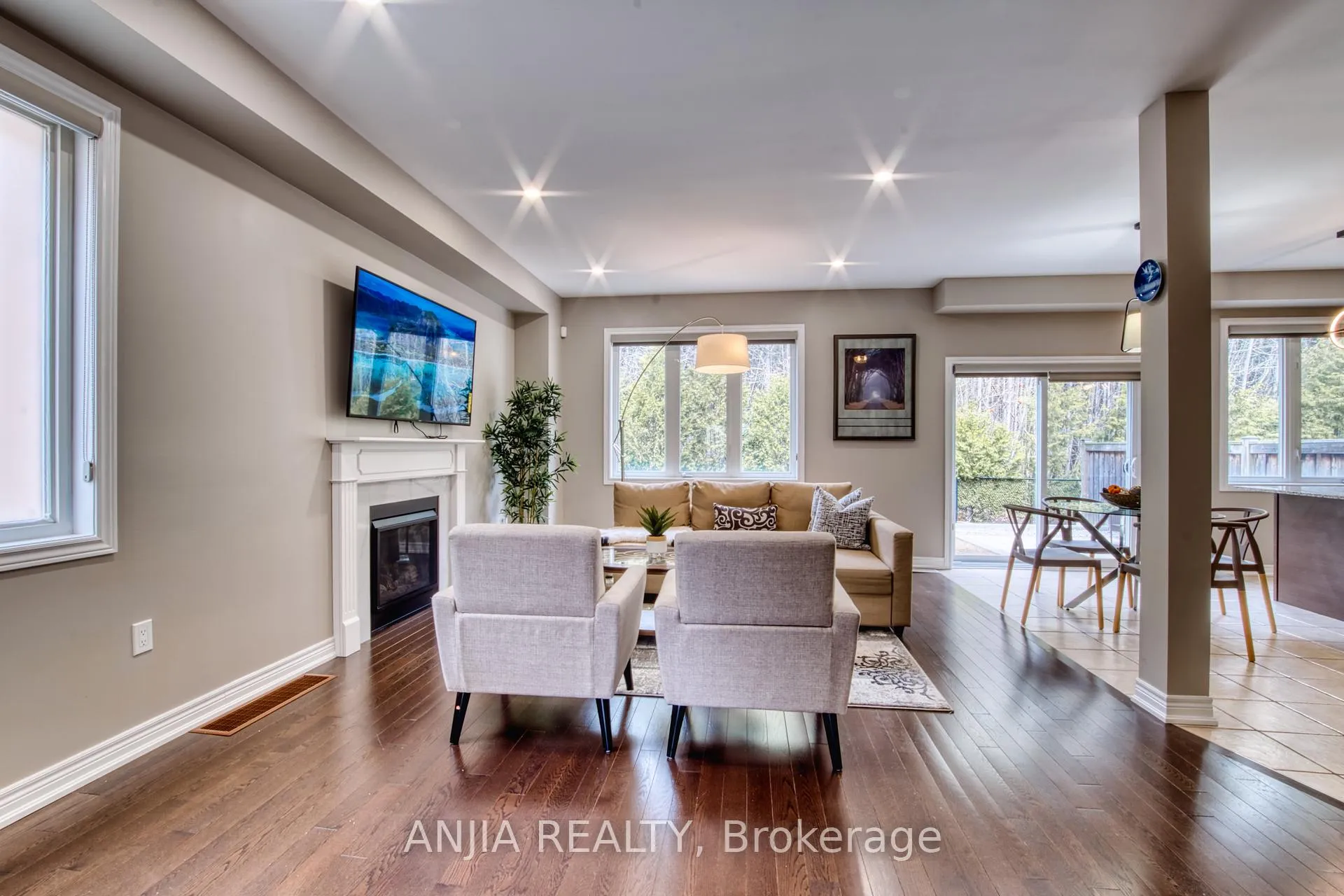 Photo 13 of 48 Promenade Drive, Whitby, Taunton North — HOMEH