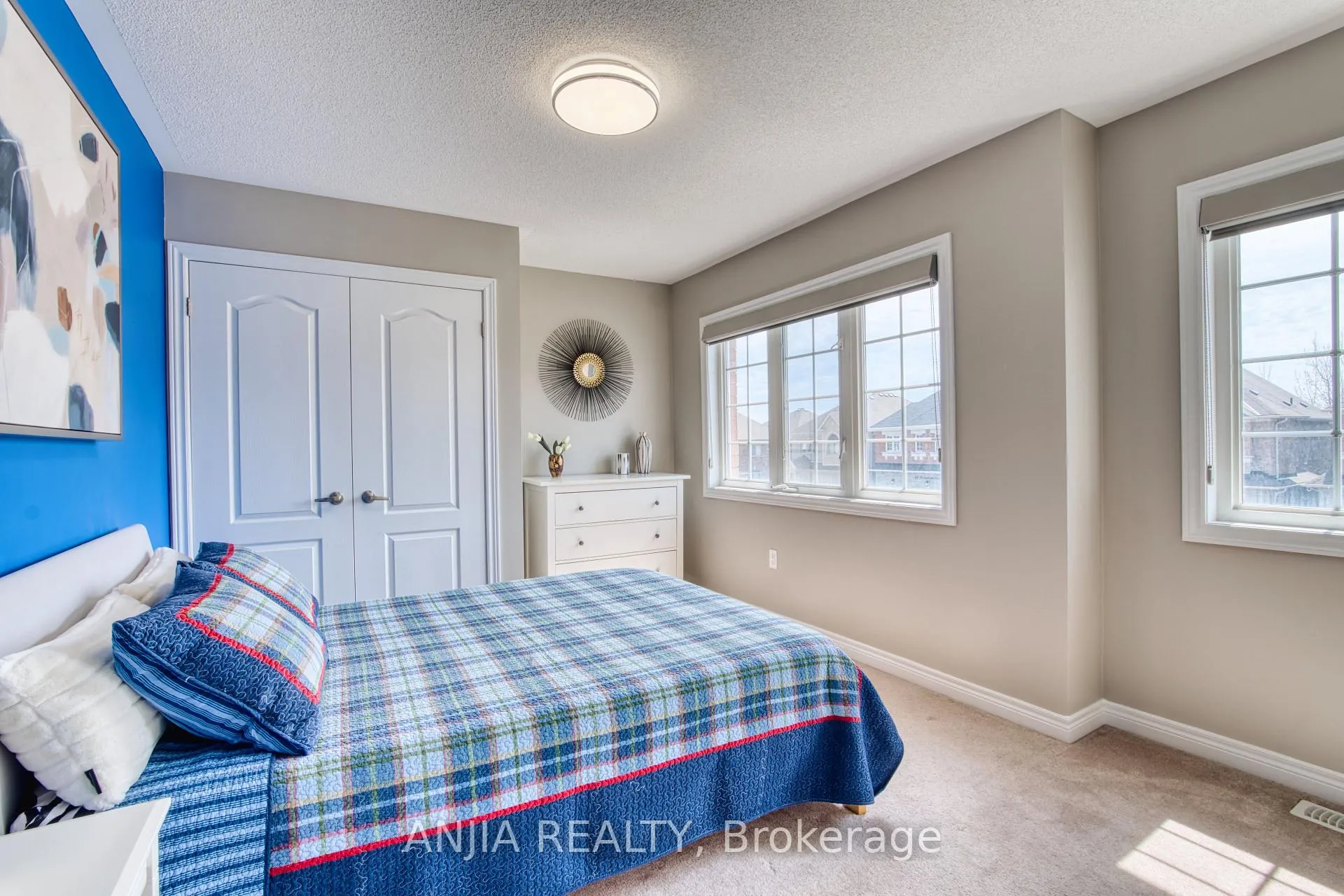 Photo 25 of 48 Promenade Drive, Whitby, Taunton North — HOMEH