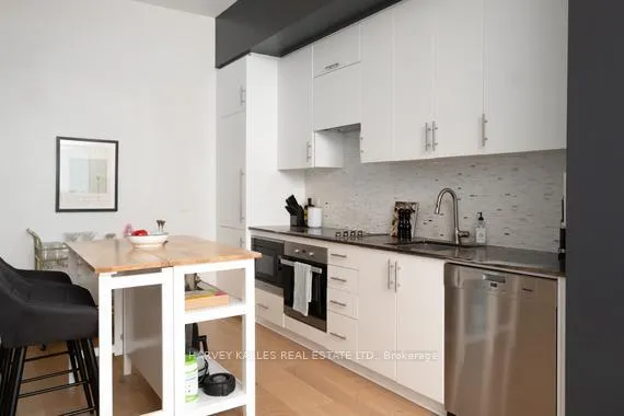 Photo 11 of Unit 709, 23 Glebe Road W, Toronto, Yonge-Eglinton — HOMEH
