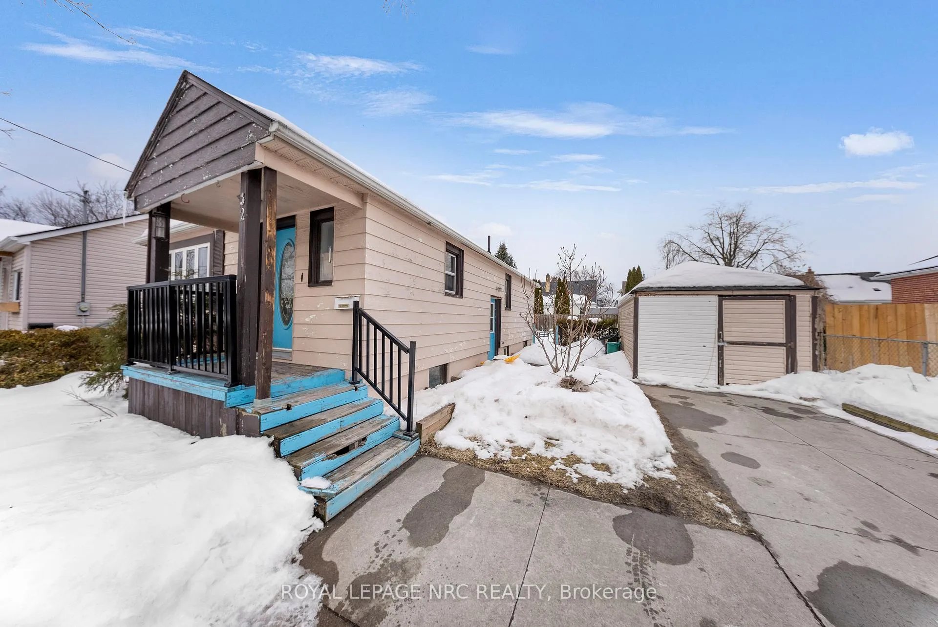 Photo 1 of 32 Ambrose Street, St. Catharines, Ridley — HOMEH