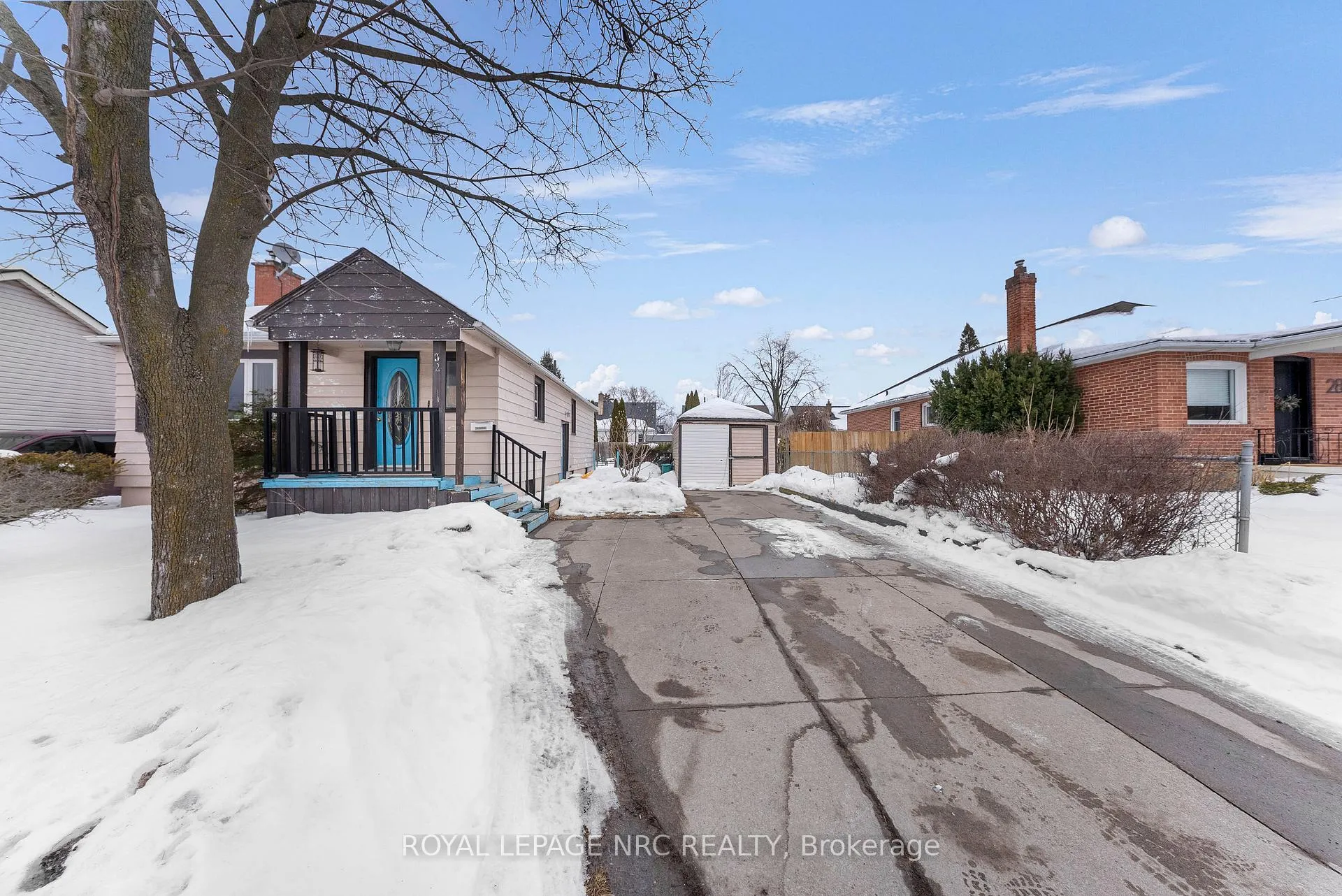 Photo 2 of 32 Ambrose Street, St. Catharines, Ridley — HOMEH