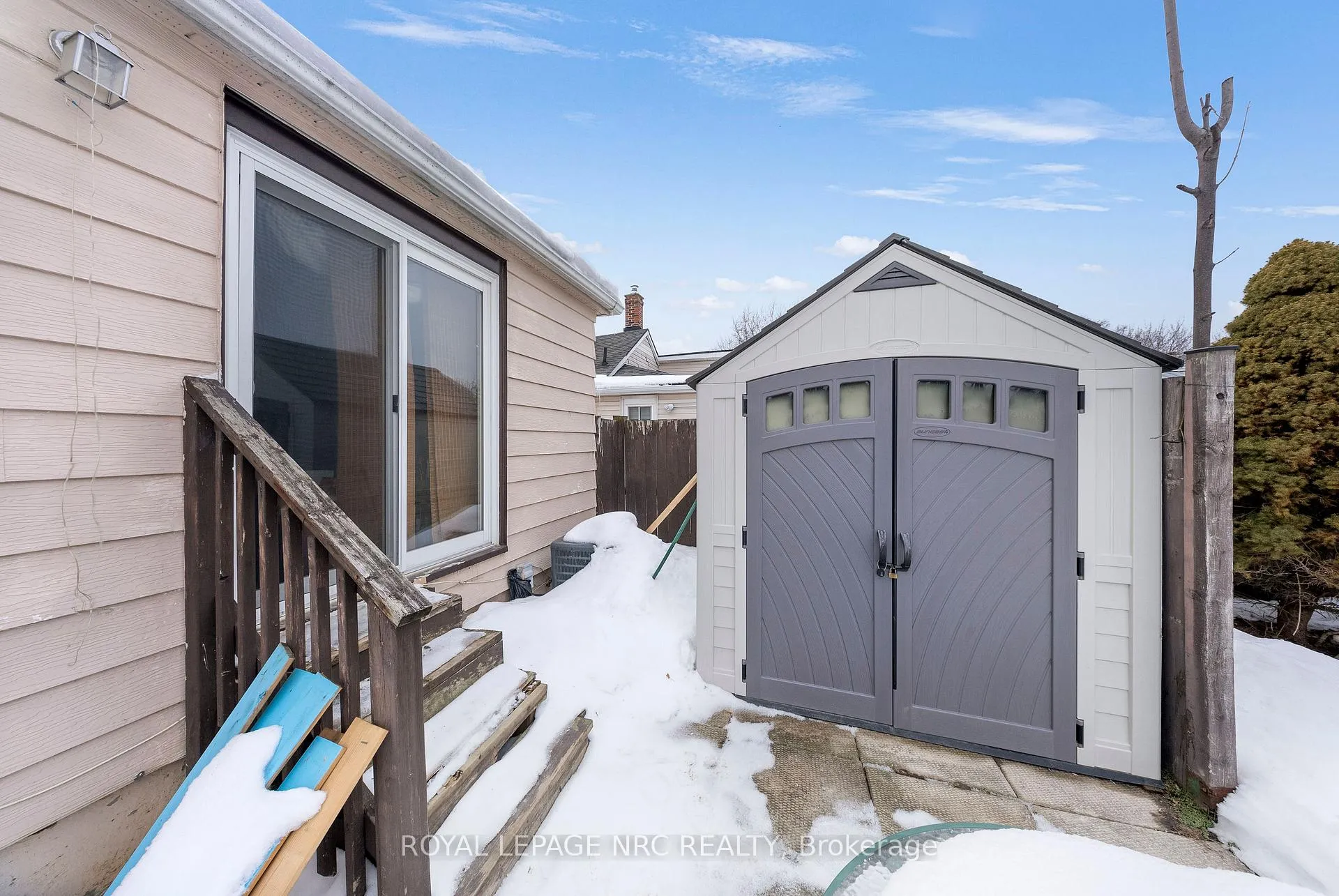 Photo 8 of 32 Ambrose Street, St. Catharines, Ridley — HOMEH
