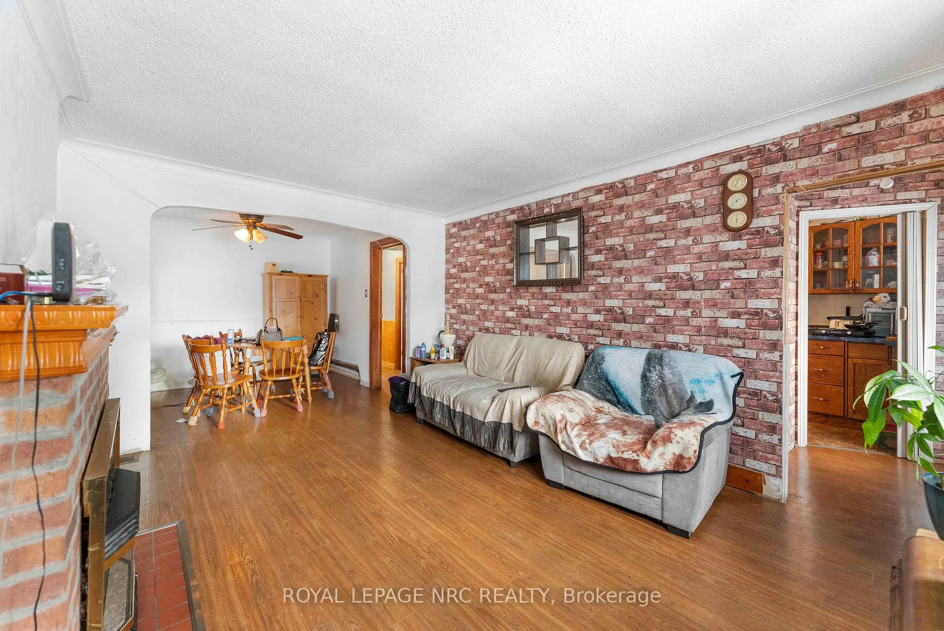 Photo 13 of 32 Ambrose Street, St. Catharines, Ridley — HOMEH
