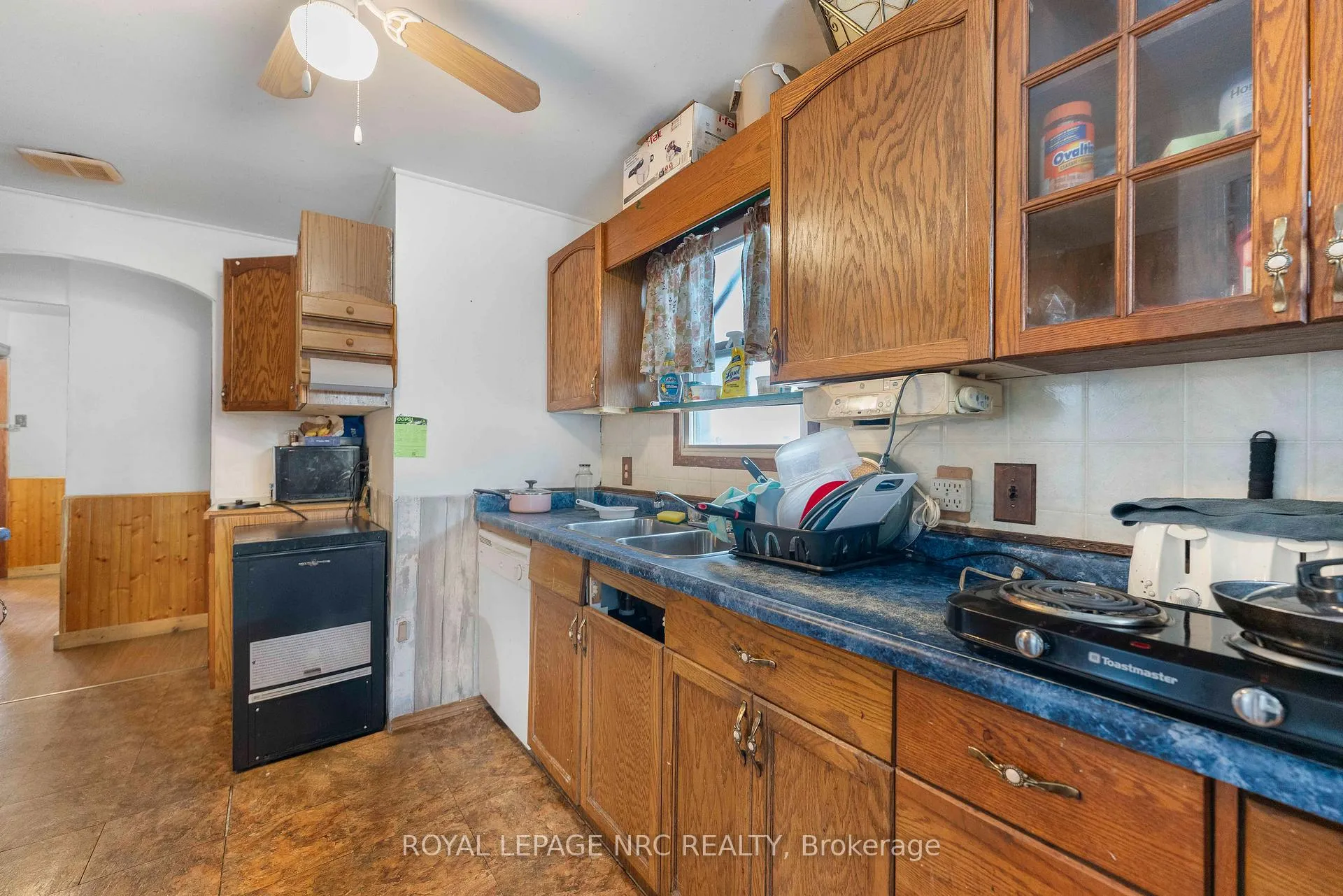 Photo 21 of 32 Ambrose Street, St. Catharines, Ridley — HOMEH