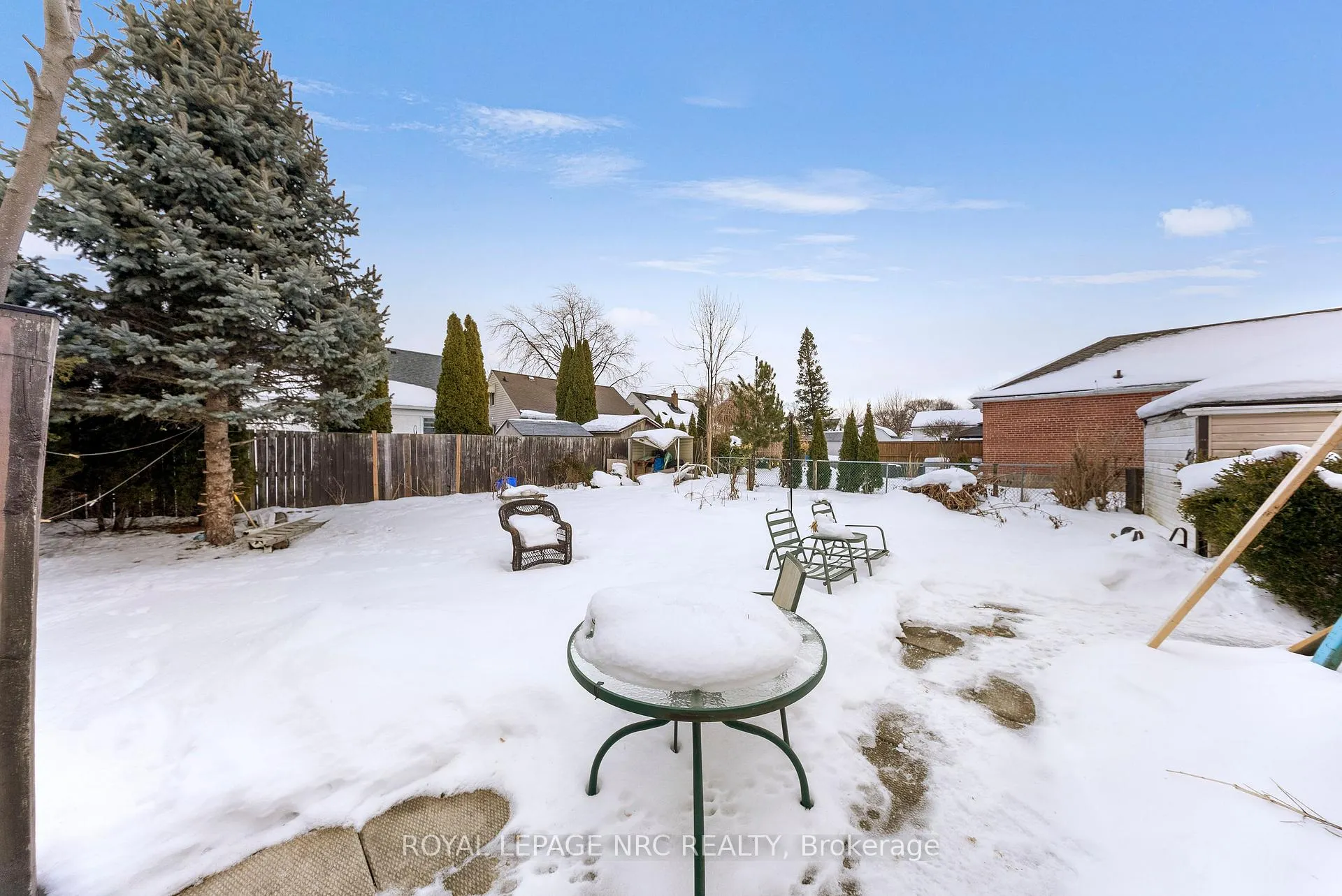 Photo 39 of 32 Ambrose Street, St. Catharines, Ridley — HOMEH