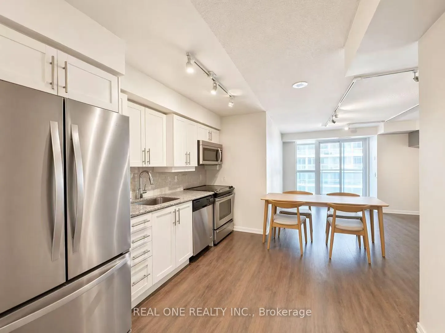 Photo 5 of Unit 1520, 35 Bastion Street, Toronto, Niagara — HOMEH