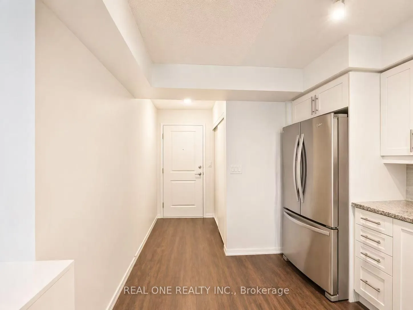 Photo 10 of Unit 1520, 35 Bastion Street, Toronto, Niagara — HOMEH