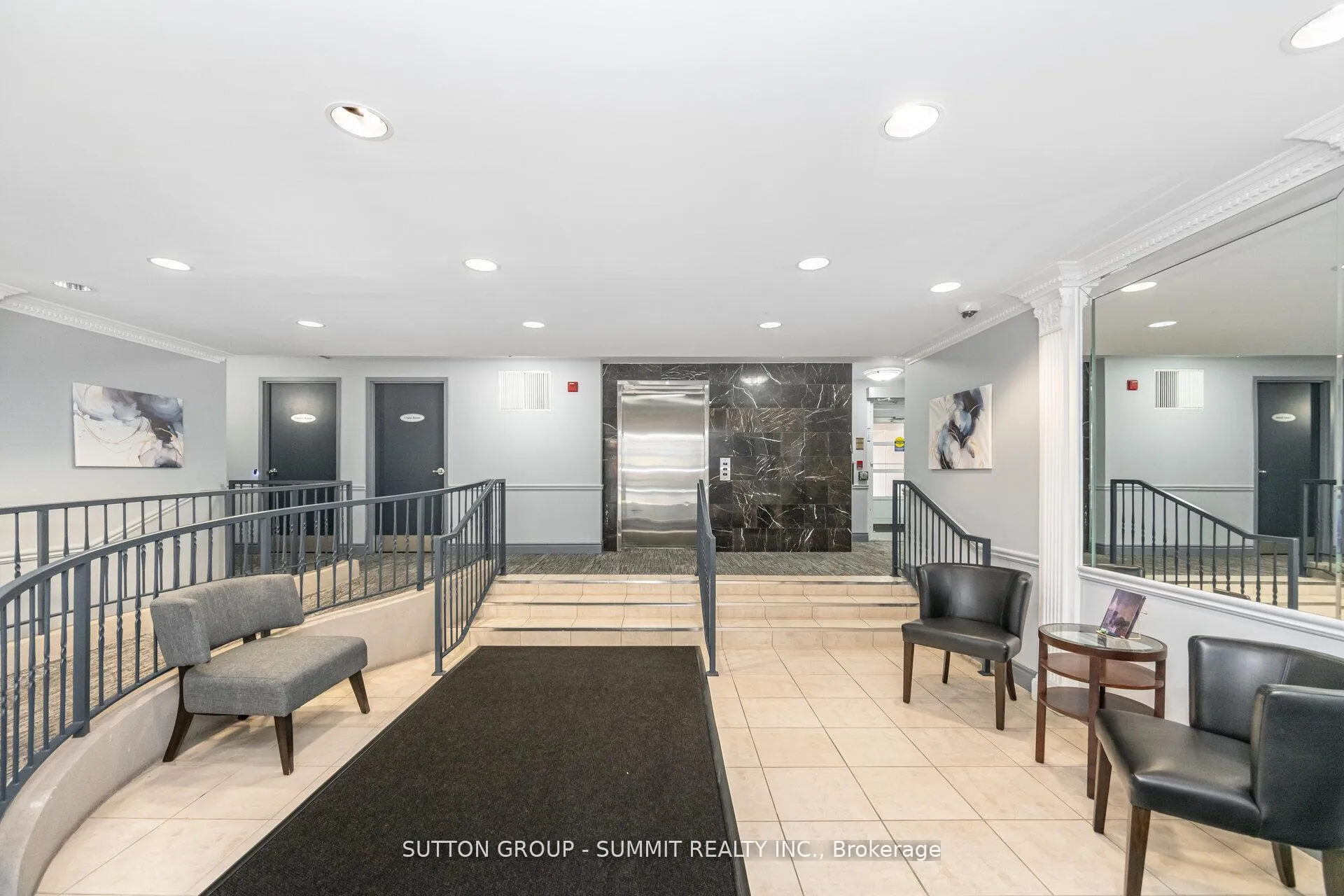 Photo 3 of Unit 207, 2300 Parkhaven Boulevard, Oakville, River Oaks — HOMEH
