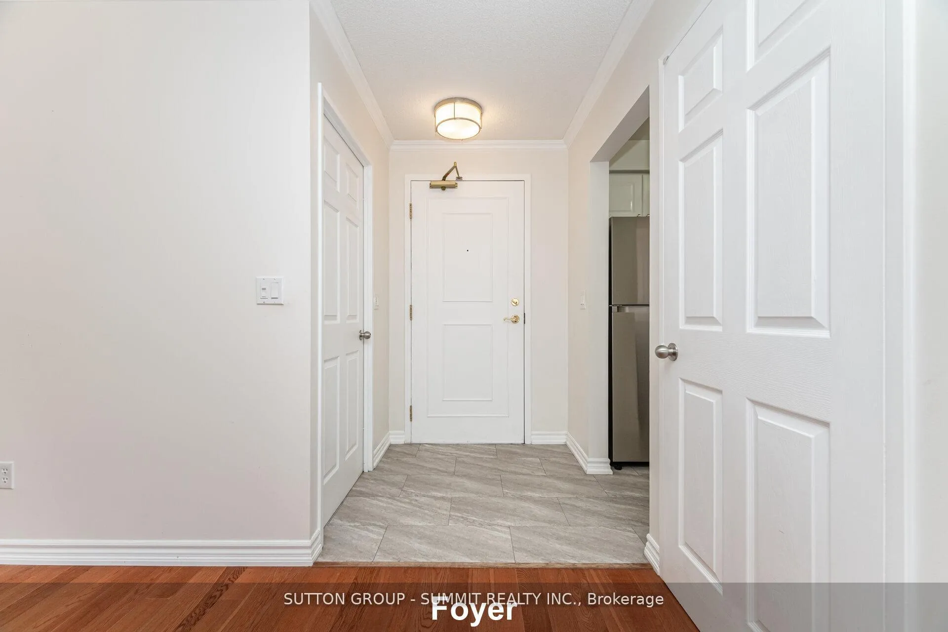 Photo 5 of Unit 207, 2300 Parkhaven Boulevard, Oakville, River Oaks — HOMEH