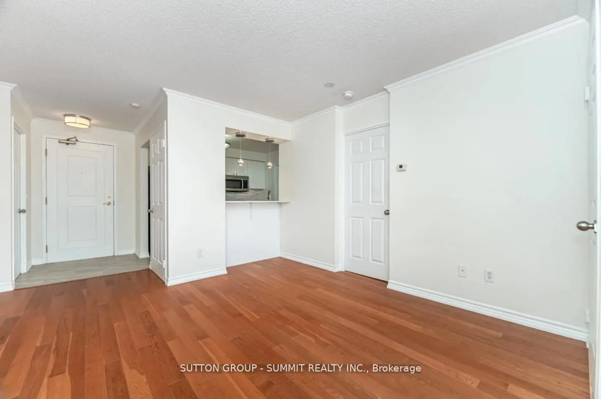Photo 10 of Unit 207, 2300 Parkhaven Boulevard, Oakville, River Oaks — HOMEH