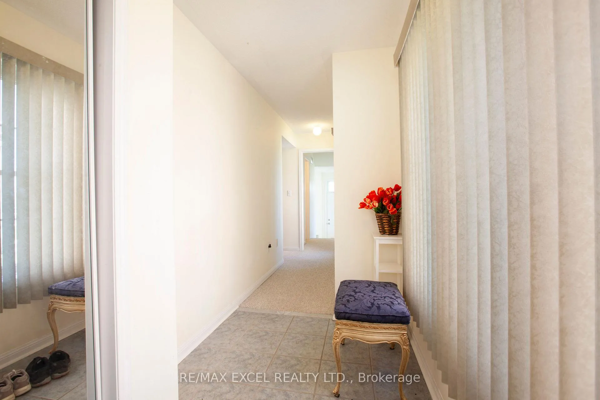 Photo 4 of 14 Woltner Way, Markham, Village Green-South Unionville — HOMEH