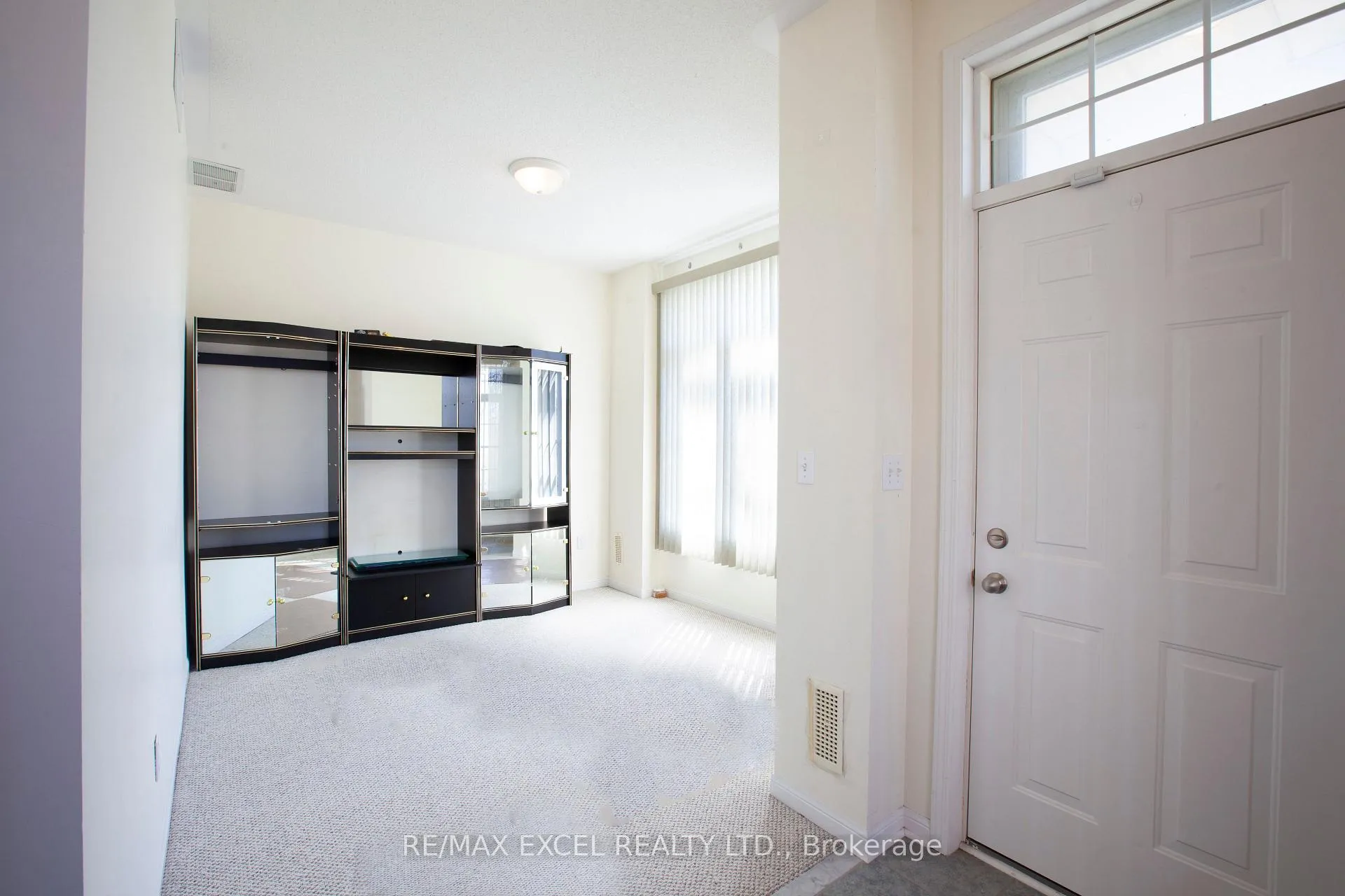 Photo 6 of 14 Woltner Way, Markham, Village Green-South Unionville — HOMEH