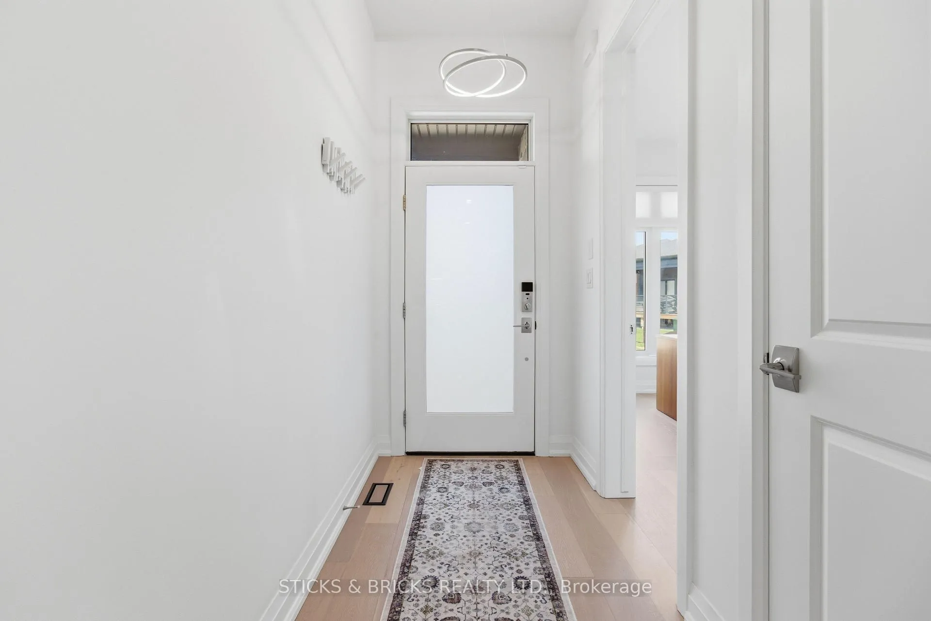 Photo 7 of Unit 19, 9150 Willoughby Drive, Niagara Falls, Chippawa — HOMEH