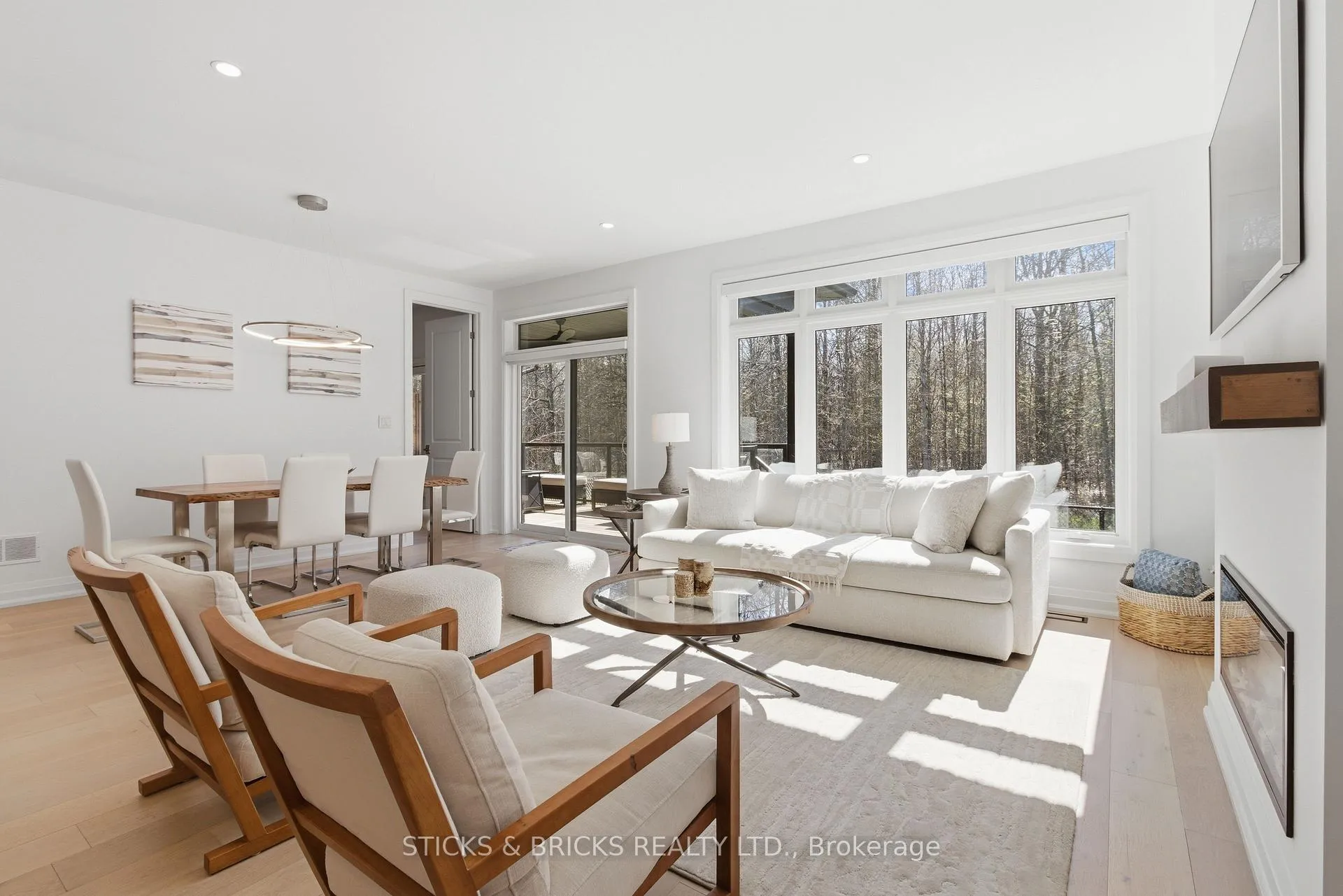 Photo 18 of Unit 19, 9150 Willoughby Drive, Niagara Falls, Chippawa — HOMEH