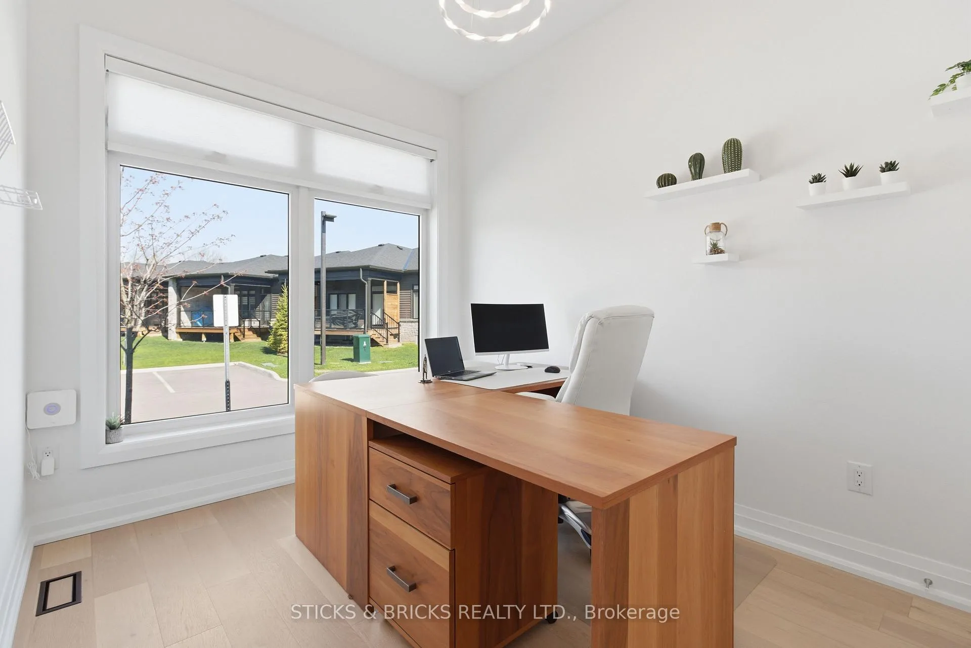 Photo 23 of Unit 19, 9150 Willoughby Drive, Niagara Falls, Chippawa — HOMEH