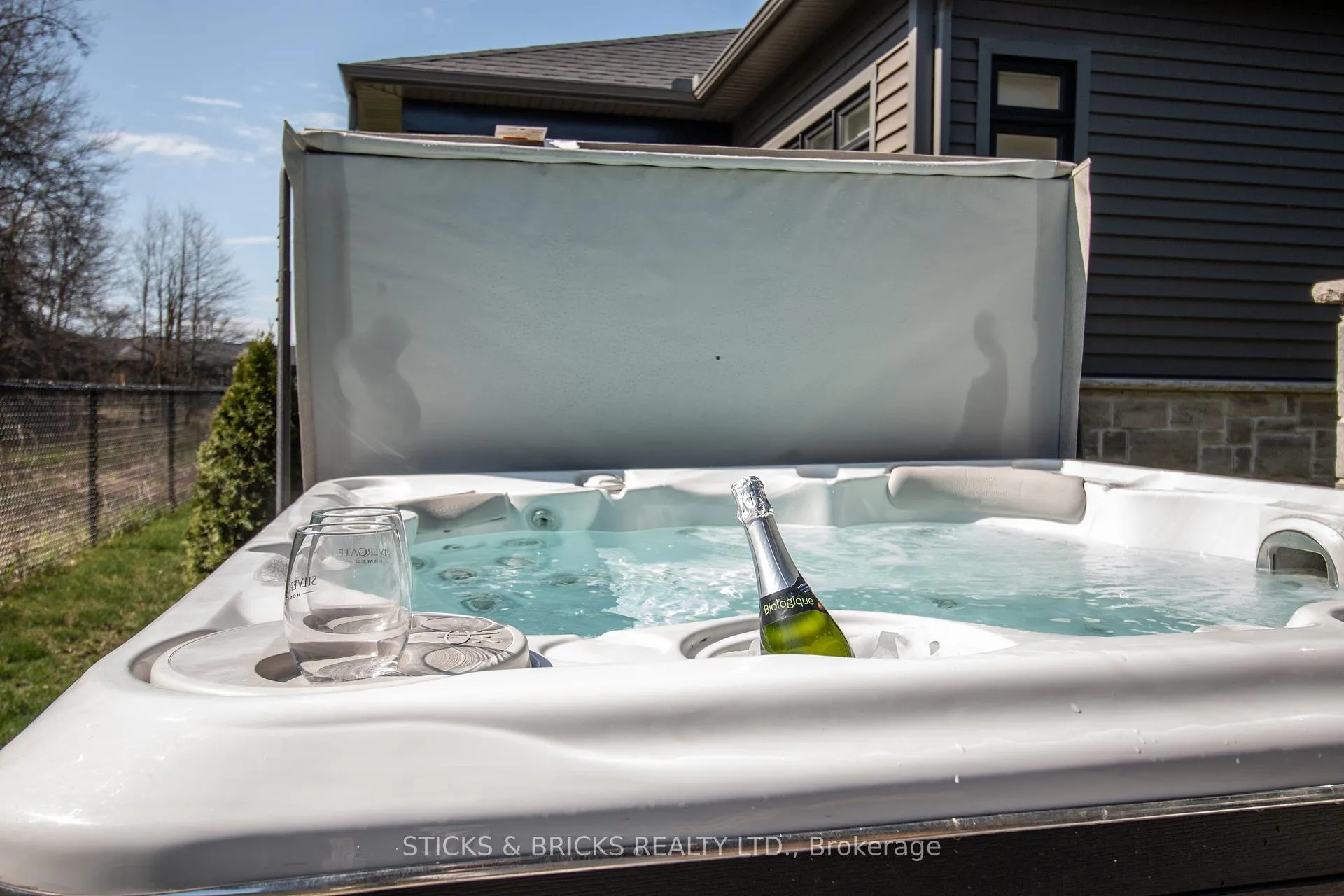 Photo 40 of Unit 19, 9150 Willoughby Drive, Niagara Falls, Chippawa — HOMEH