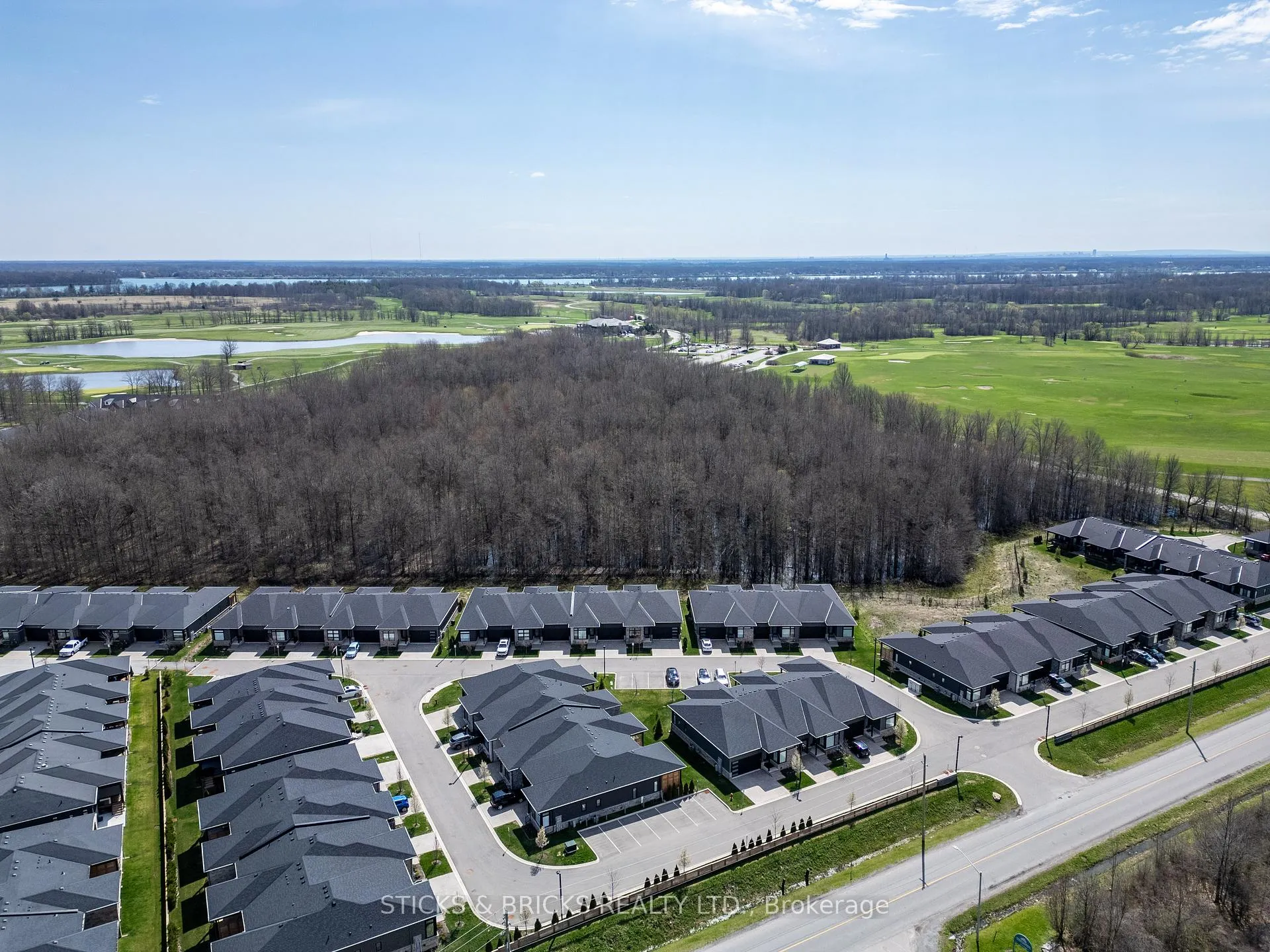 Photo 46 of Unit 19, 9150 Willoughby Drive, Niagara Falls, Chippawa — HOMEH