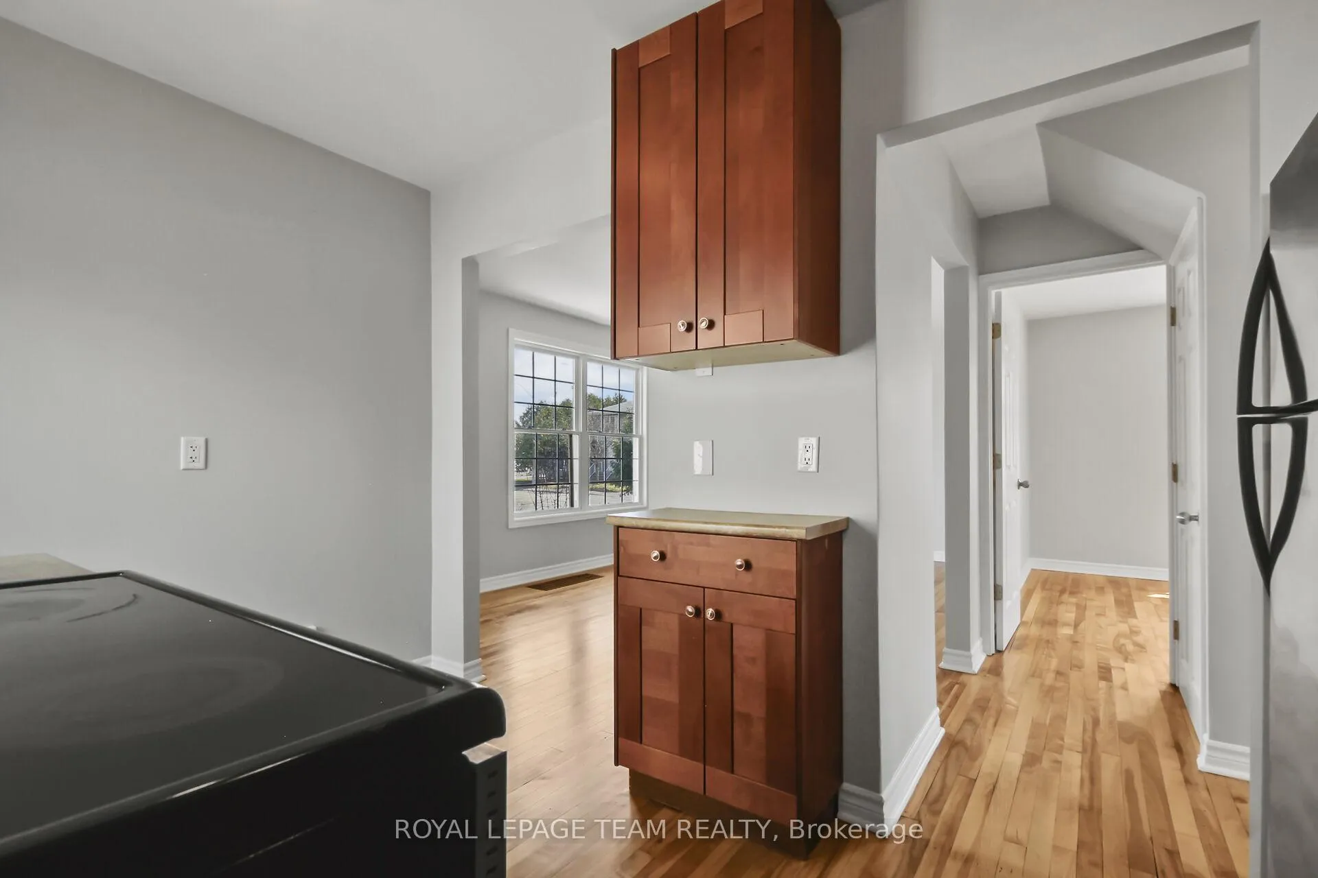 Photo 17 of 100 Harrold Place, Ottawa, Carlington — HOMEH