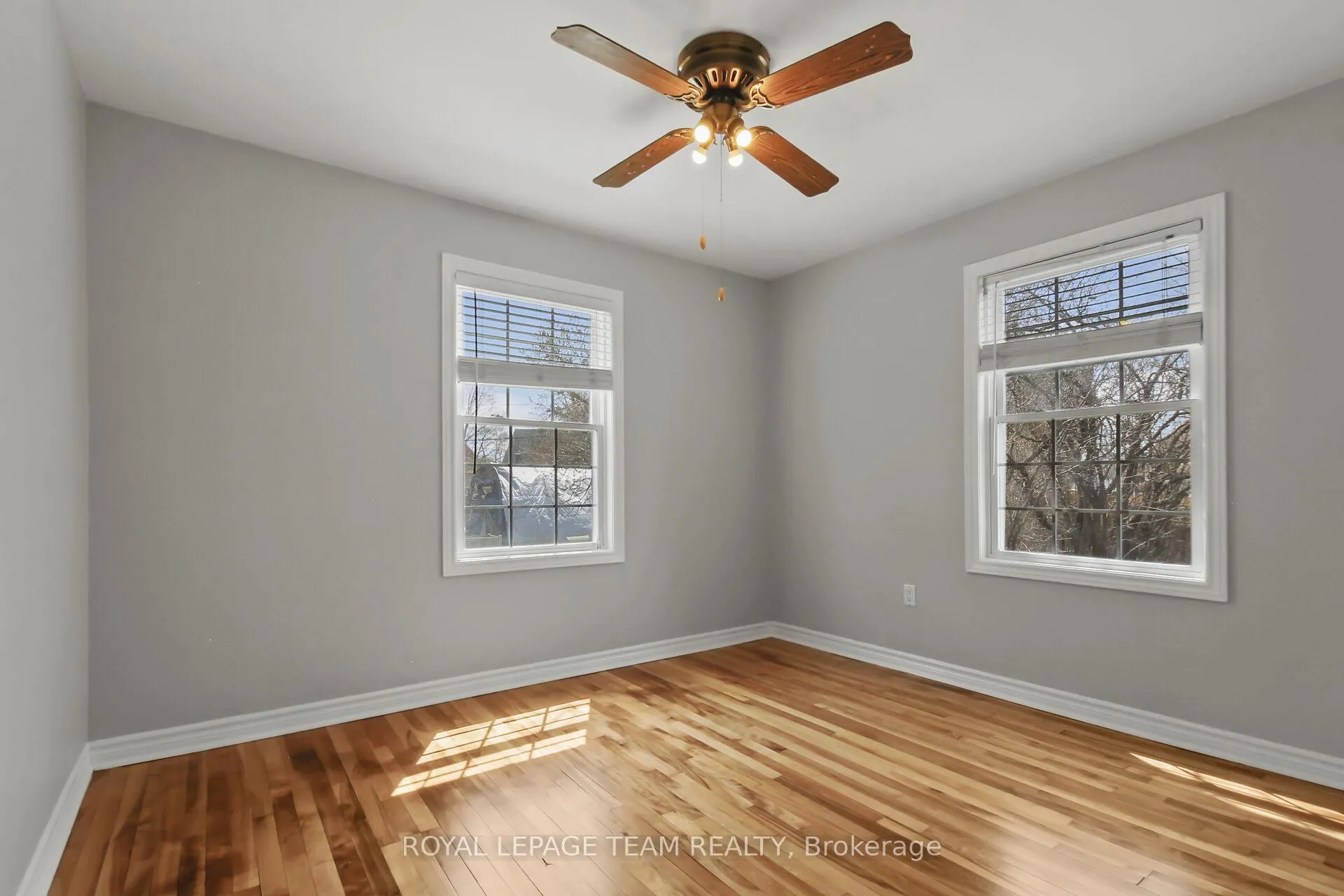 Photo 18 of 100 Harrold Place, Ottawa, Carlington — HOMEH