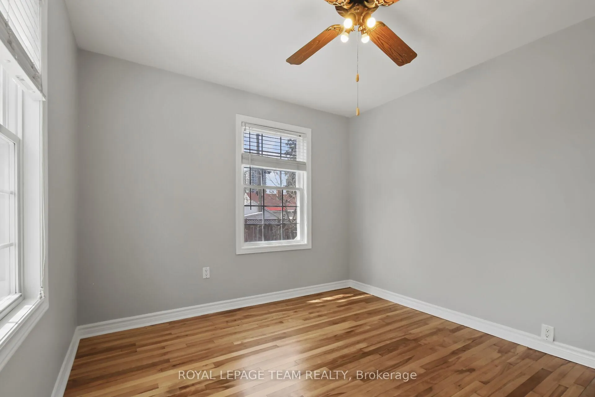 Photo 20 of 100 Harrold Place, Ottawa, Carlington — HOMEH