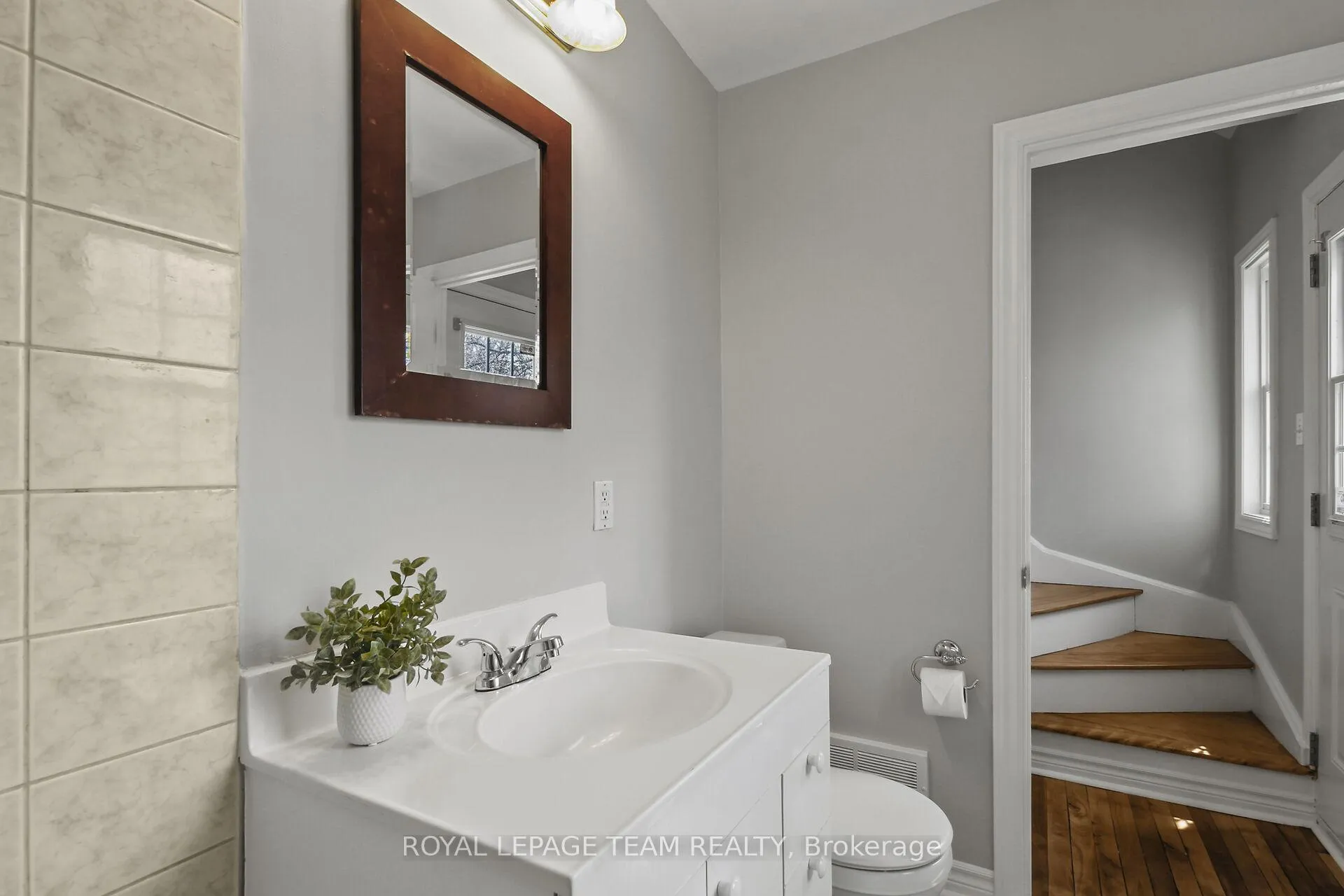 Photo 24 of 100 Harrold Place, Ottawa, Carlington — HOMEH