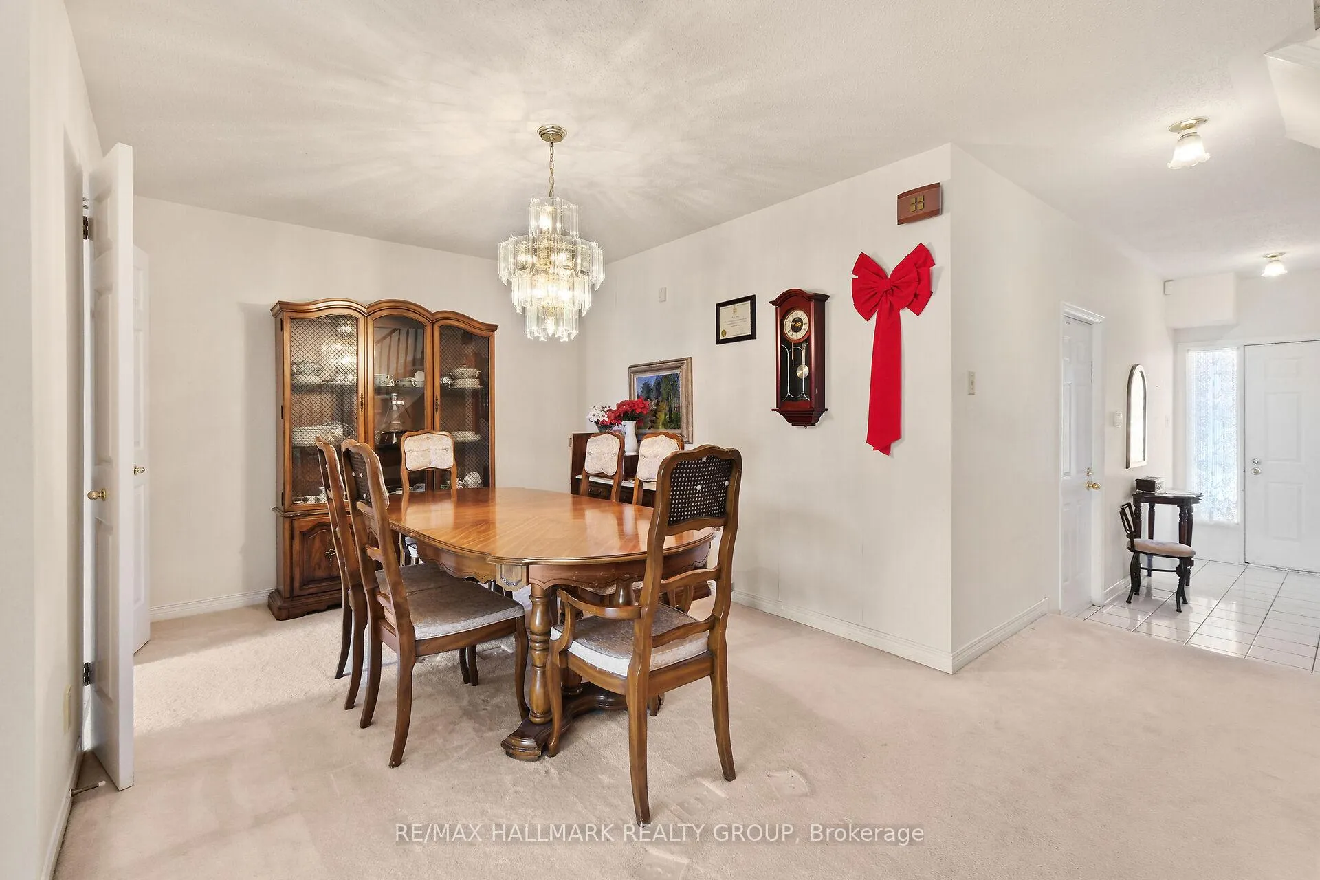 Photo 12 of 175 Dunbarton Court, Ottawa, Cardinal Glen — HOMEH