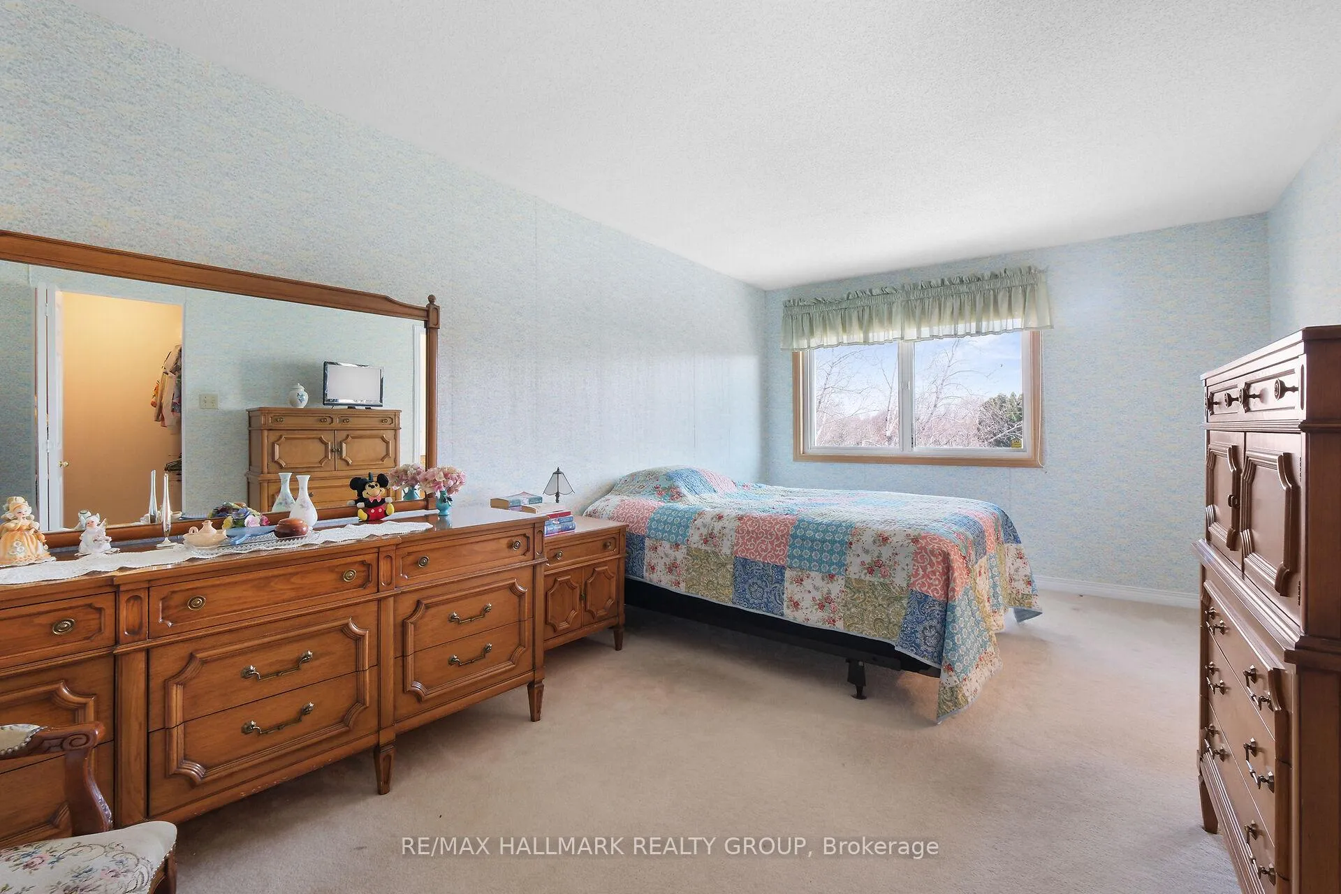 Photo 23 of 175 Dunbarton Court, Ottawa, Cardinal Glen — HOMEH