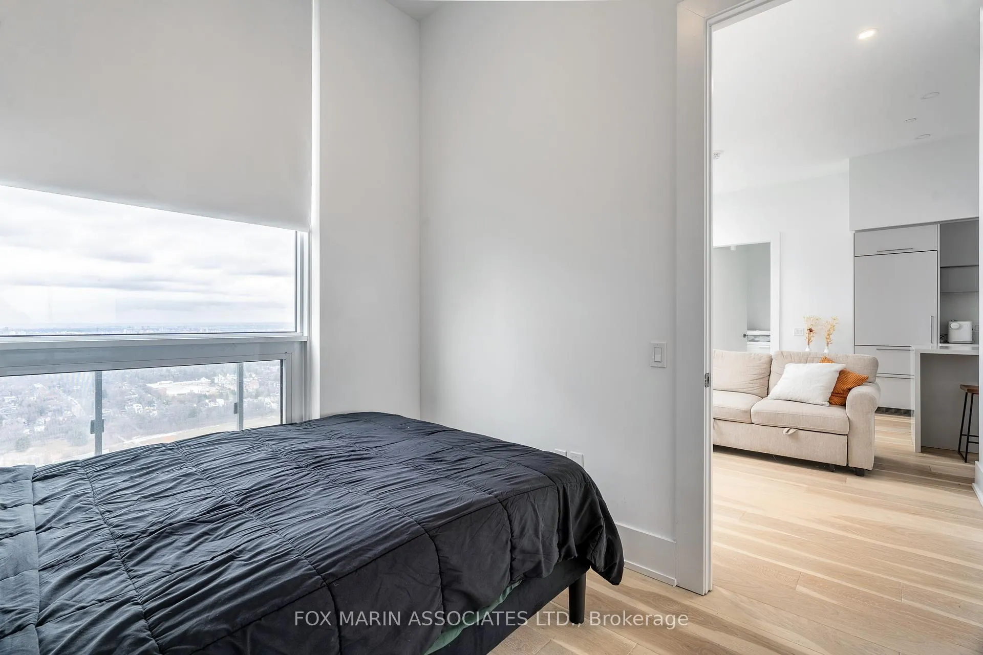 Photo 14 of Unit 4604, 39 Roehampton Avenue, Toronto, Mount Pleasant West — HOMEH