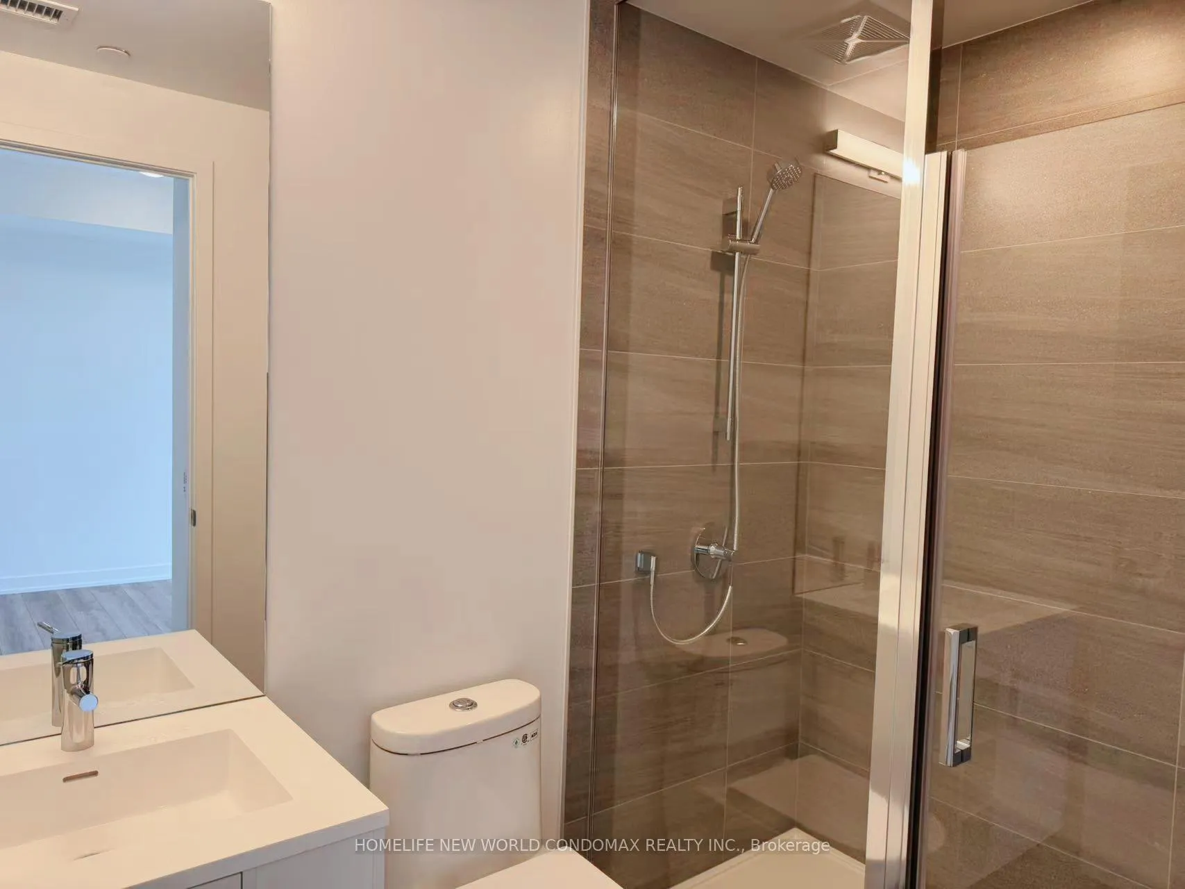 Photo 4 of Unit 3203, 634 Church Street, Toronto, Church-Yonge Corridor — HOMEH