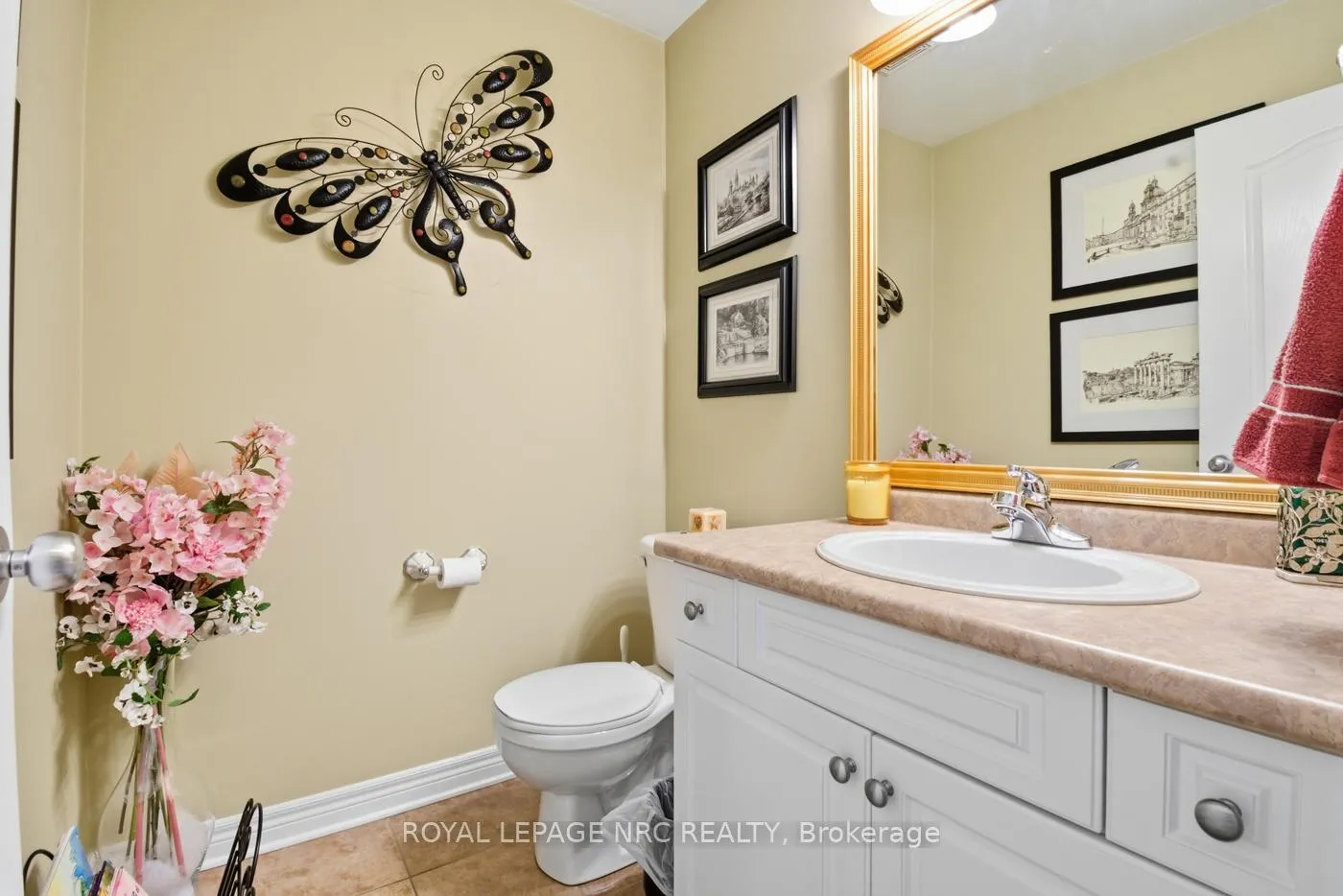 Photo 23 of 225 Colbeck Drive, Welland, Coyle Creek — HOMEH