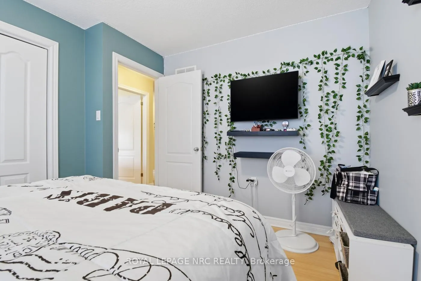 Photo 27 of 225 Colbeck Drive, Welland, Coyle Creek — HOMEH