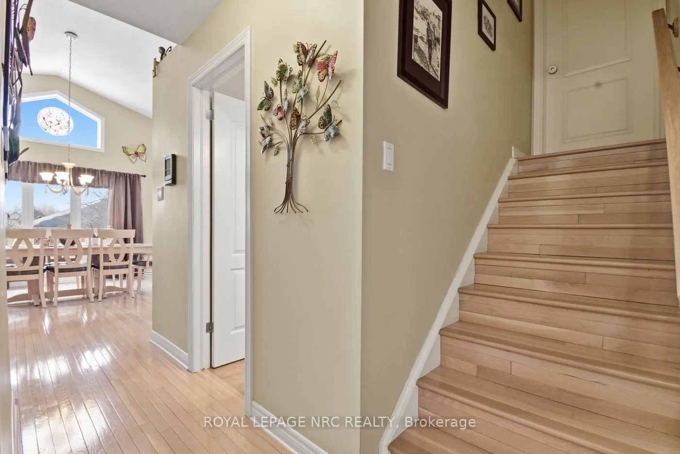 Photo 30 of 225 Colbeck Drive, Welland, Coyle Creek — HOMEH