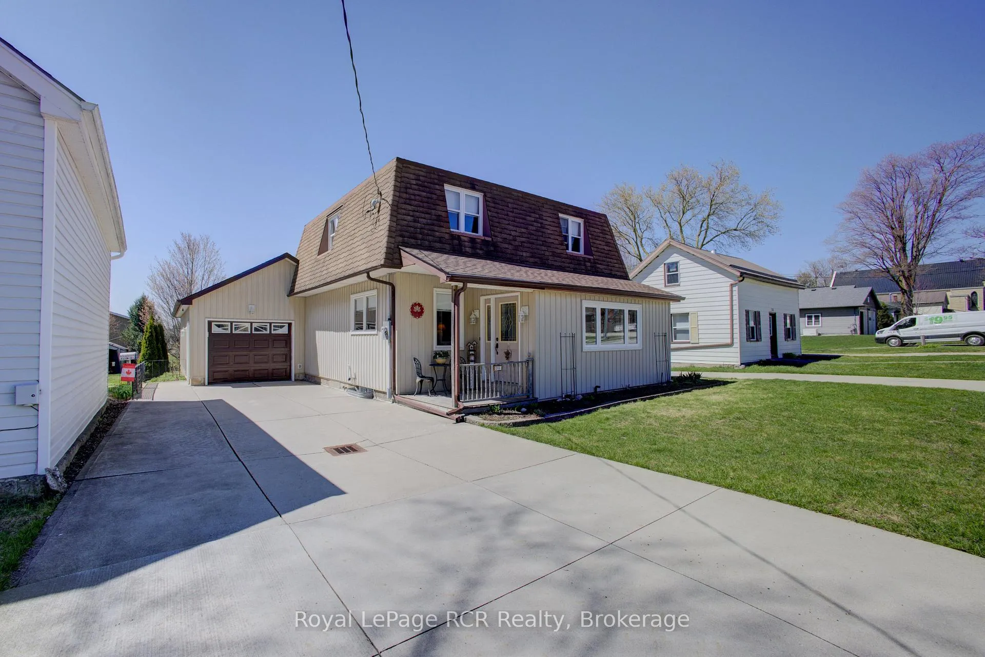 Photo 3 of 265 James Street, Minto — HOMEH
