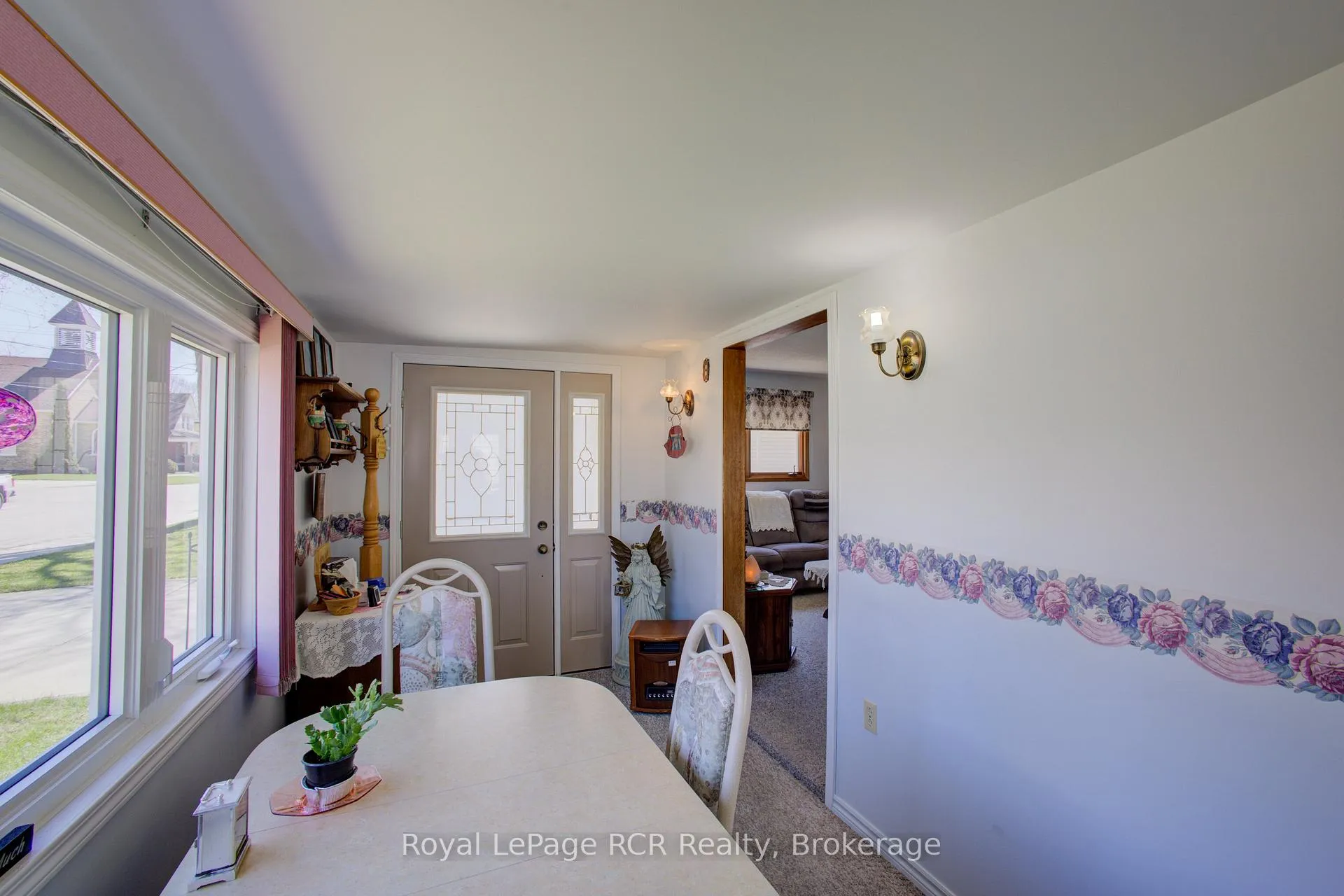 Photo 6 of 265 James Street, Minto — HOMEH