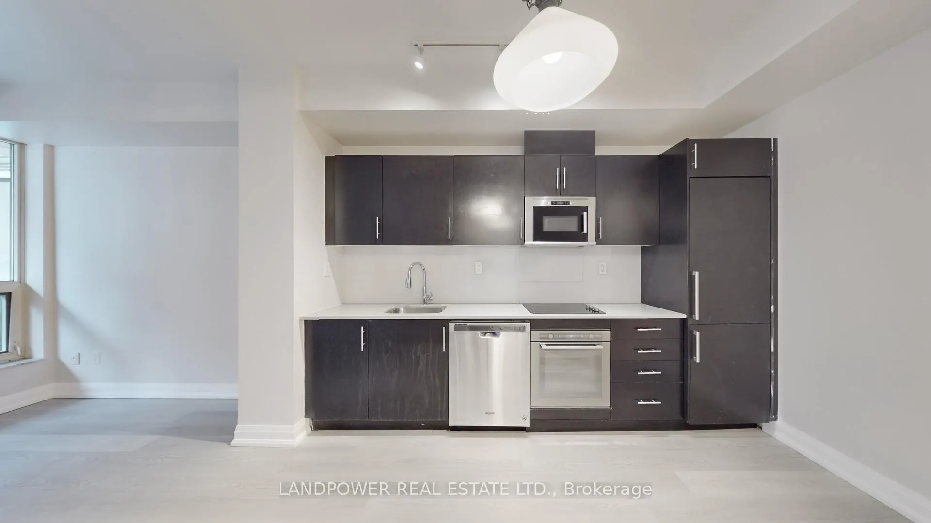 Photo 8 of Unit 639, 460 Adelaide Street E, Toronto, Moss Park — HOMEH