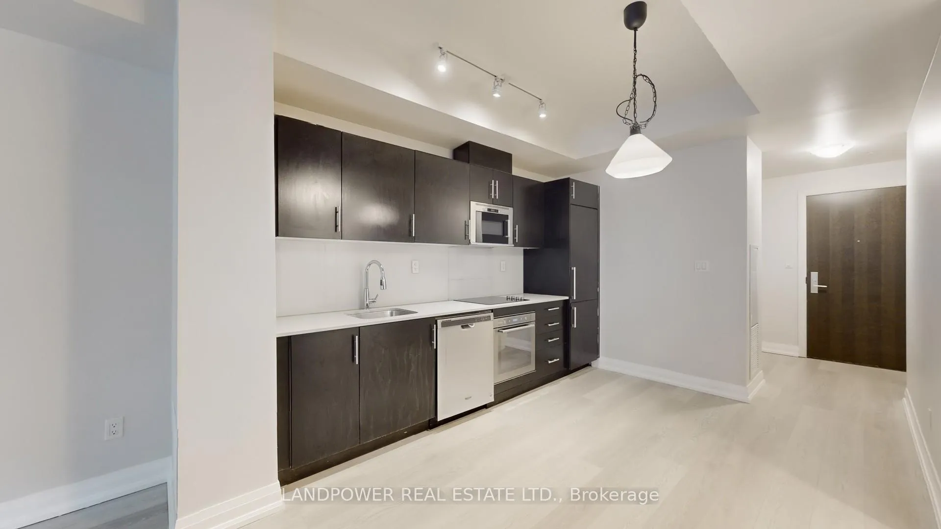 Photo 9 of Unit 639, 460 Adelaide Street E, Toronto, Moss Park — HOMEH