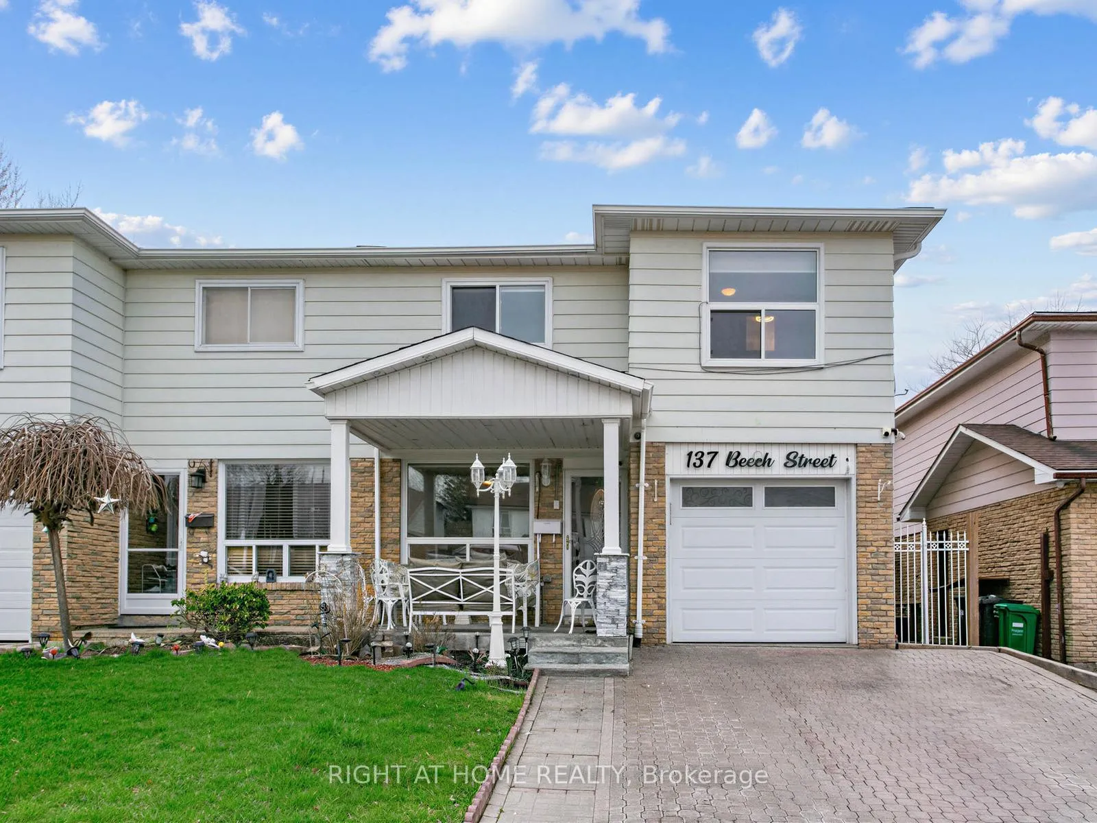 Photo 1 of 137 Beech Street, Brampton, Brampton North — HOMEH