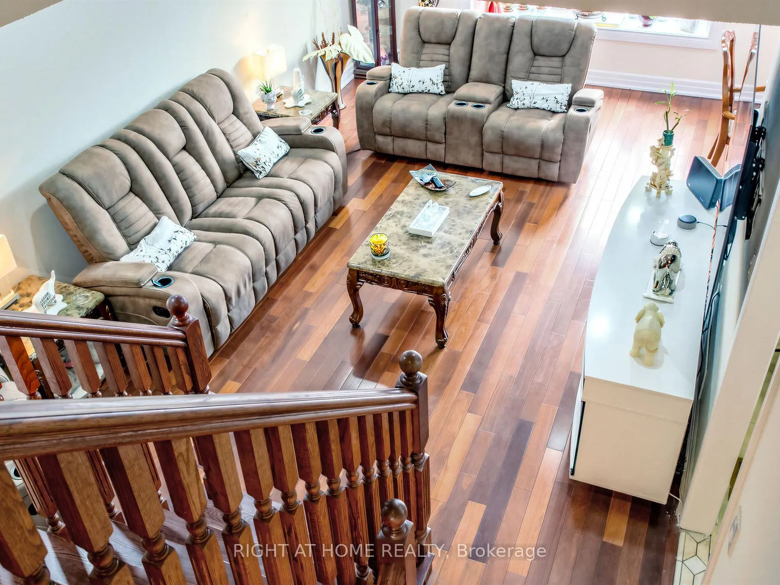 Photo 15 of 137 Beech Street, Brampton, Brampton North — HOMEH