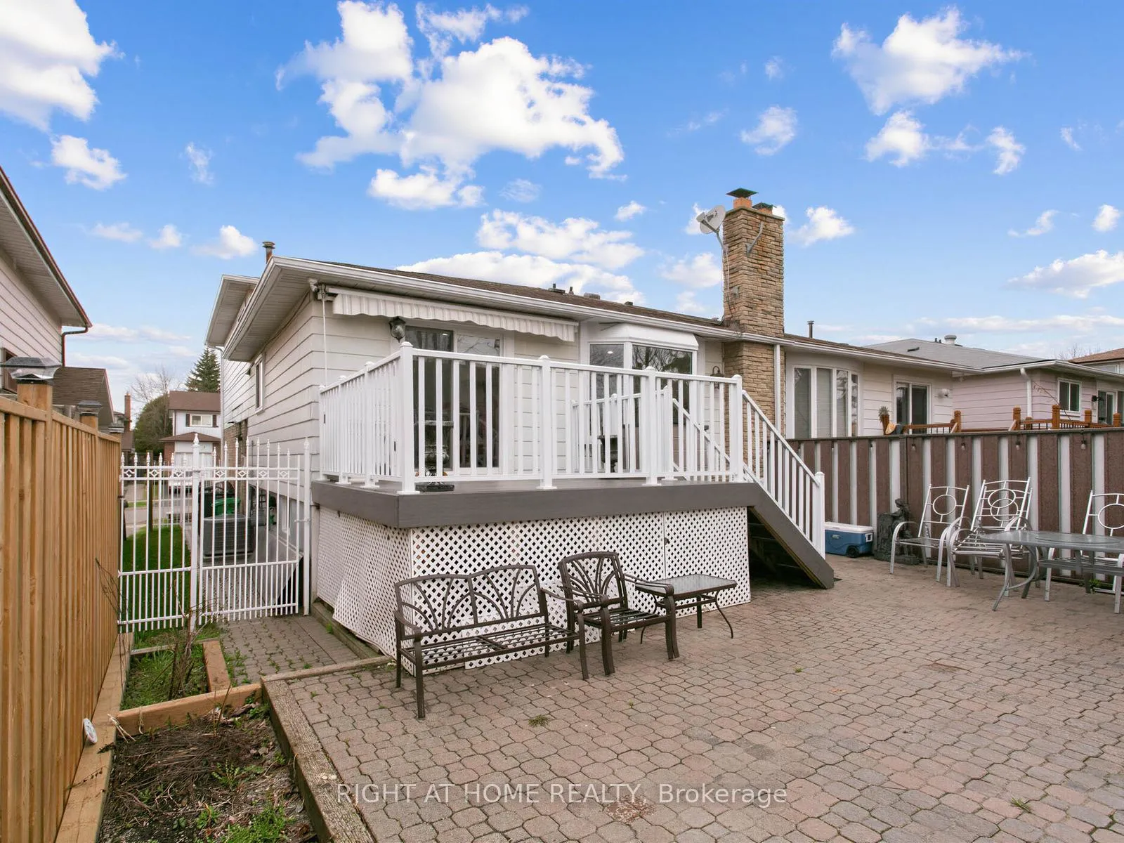 Photo 29 of 137 Beech Street, Brampton, Brampton North — HOMEH