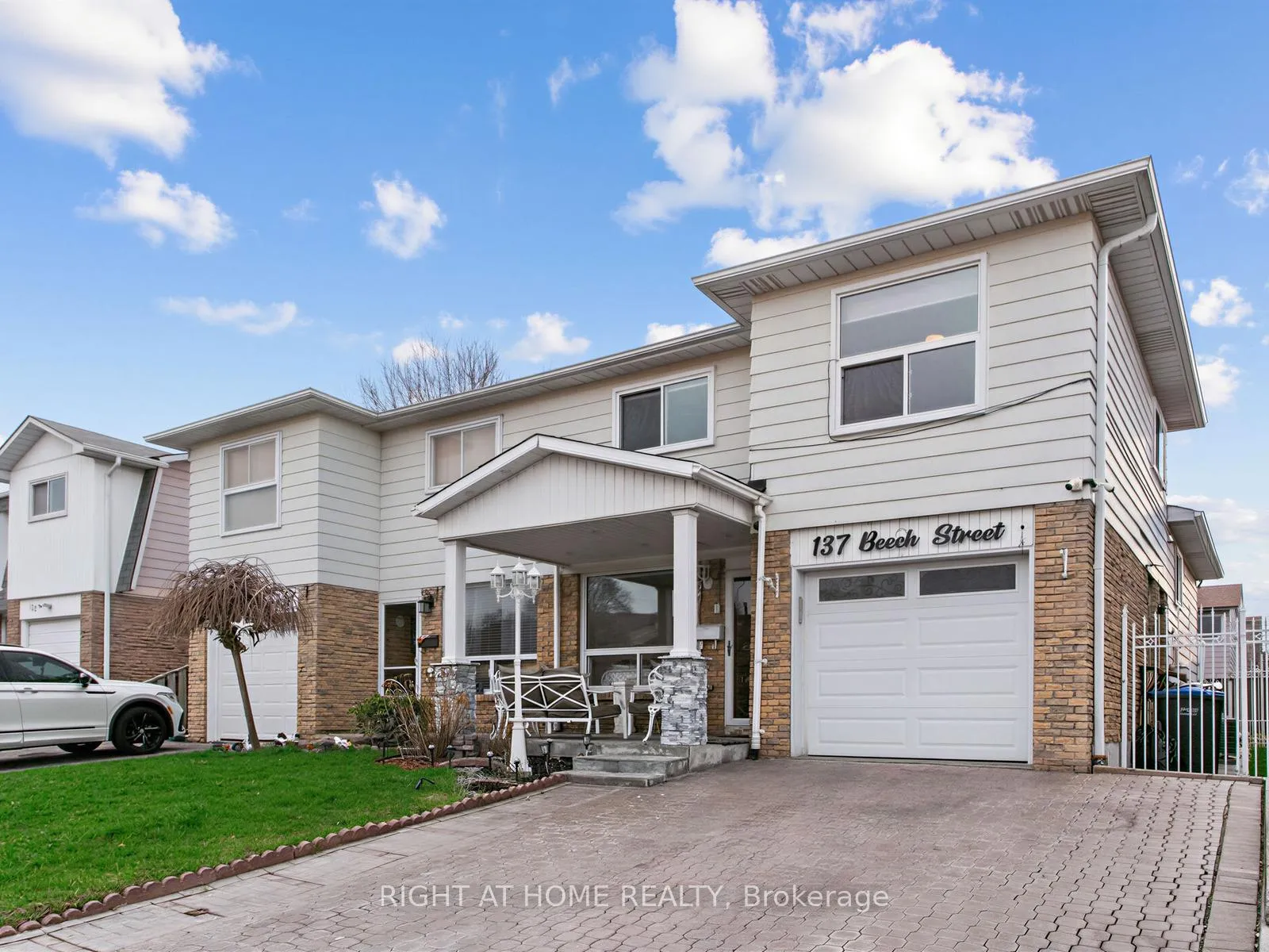 Photo 39 of 137 Beech Street, Brampton, Brampton North — HOMEH