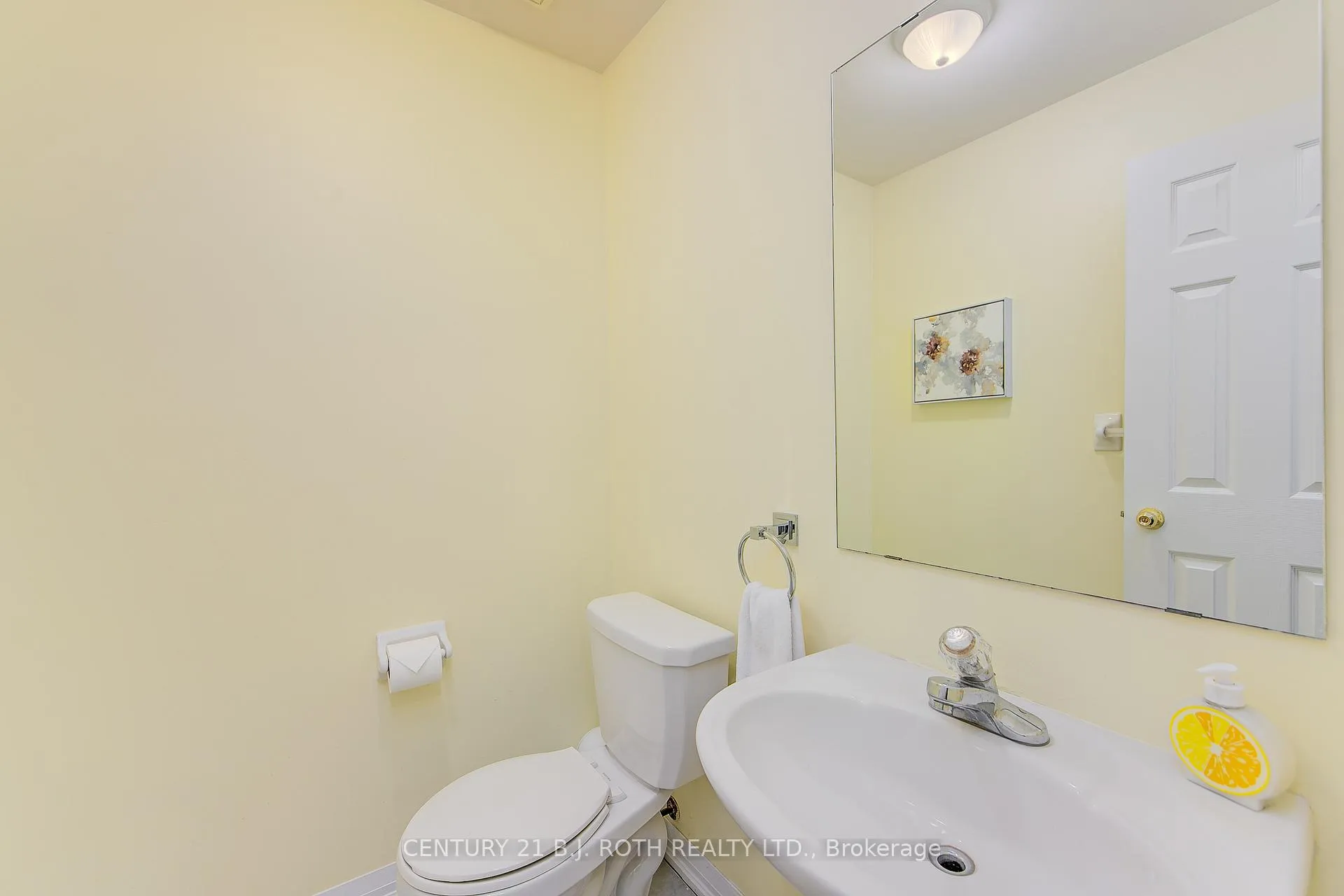 Photo 19 of 93 Hawthorne Crescent, Barrie, Ardagh — HOMEH