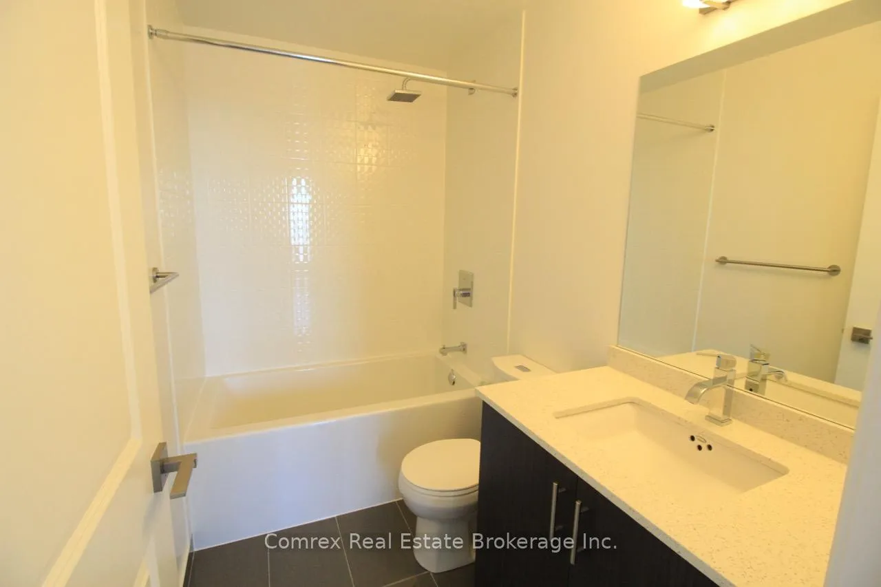 Photo 4 of Unit LPH9, 3600 Highway 7 Road, Vaughan, Vaughan Corporate Centre — HOMEH