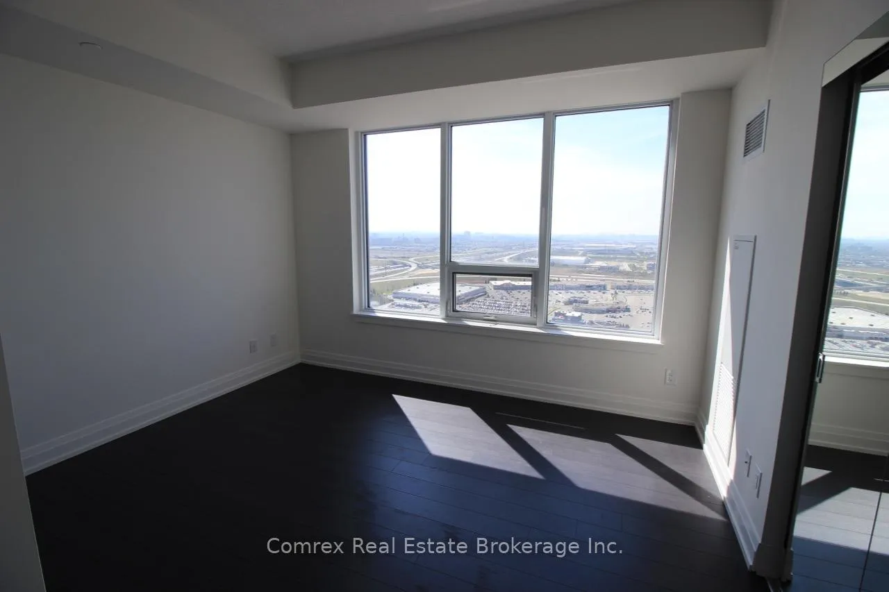 Photo 6 of Unit LPH9, 3600 Highway 7 Road, Vaughan, Vaughan Corporate Centre — HOMEH