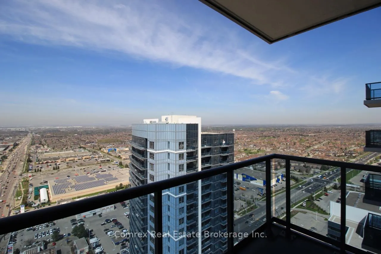 Photo 9 of Unit LPH9, 3600 Highway 7 Road, Vaughan, Vaughan Corporate Centre — HOMEH