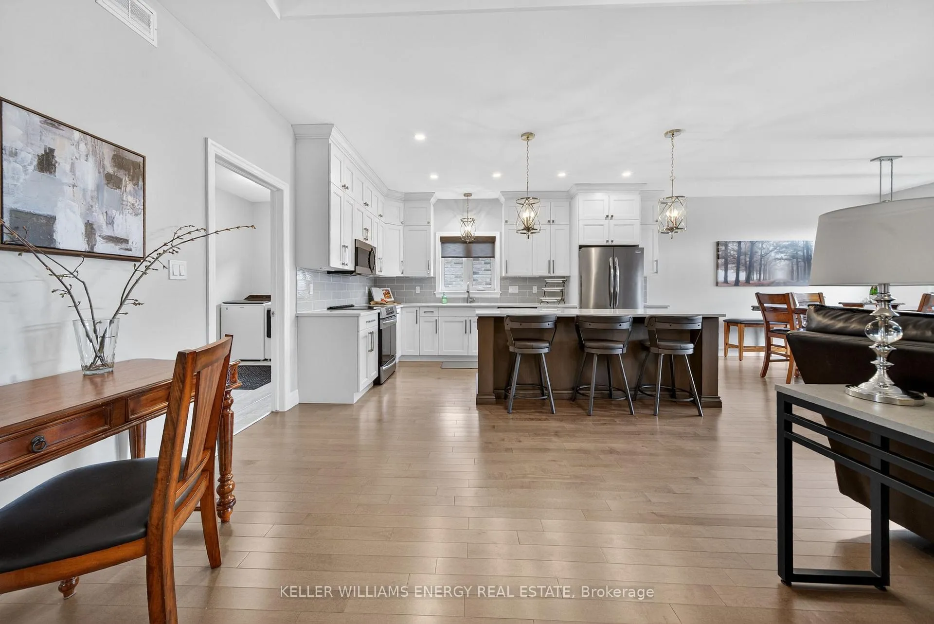 Photo 15 of 56 Hummingbird Drive, Belleville, Thurlow Ward — HOMEH