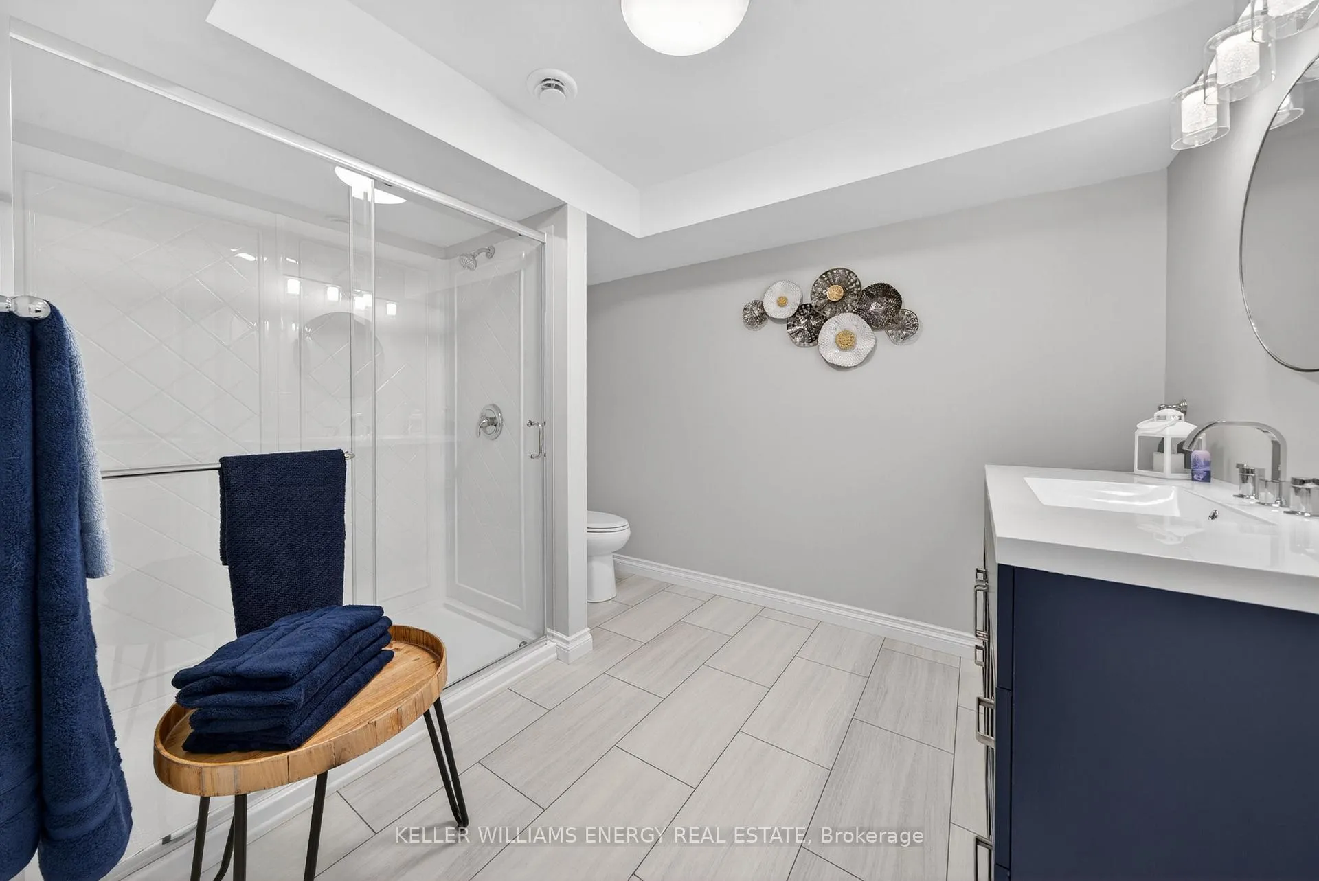 Photo 43 of 56 Hummingbird Drive, Belleville, Thurlow Ward — HOMEH
