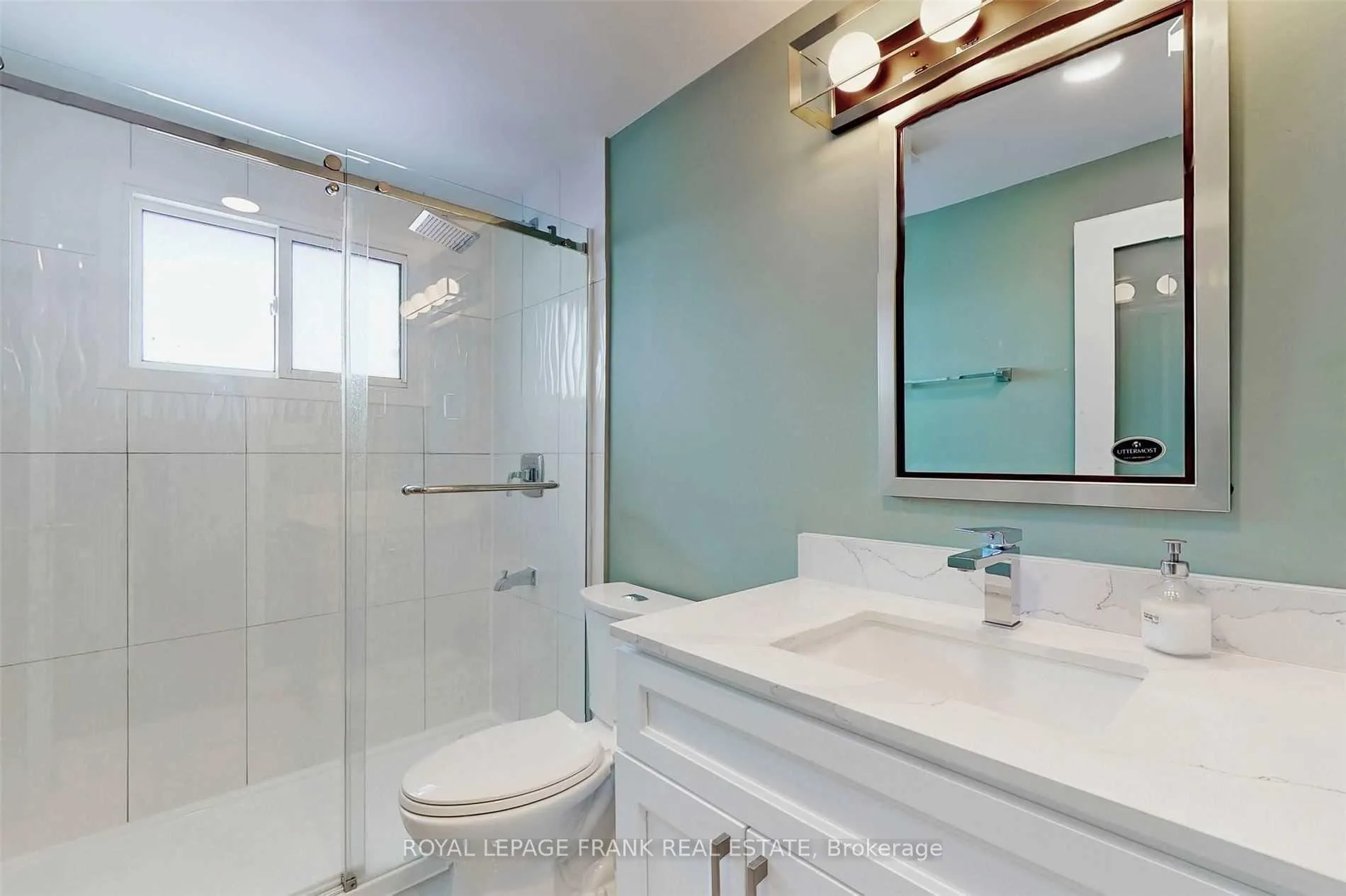 Photo 9 of 218 Harmony Road N, Oshawa, Eastdale — HOMEH