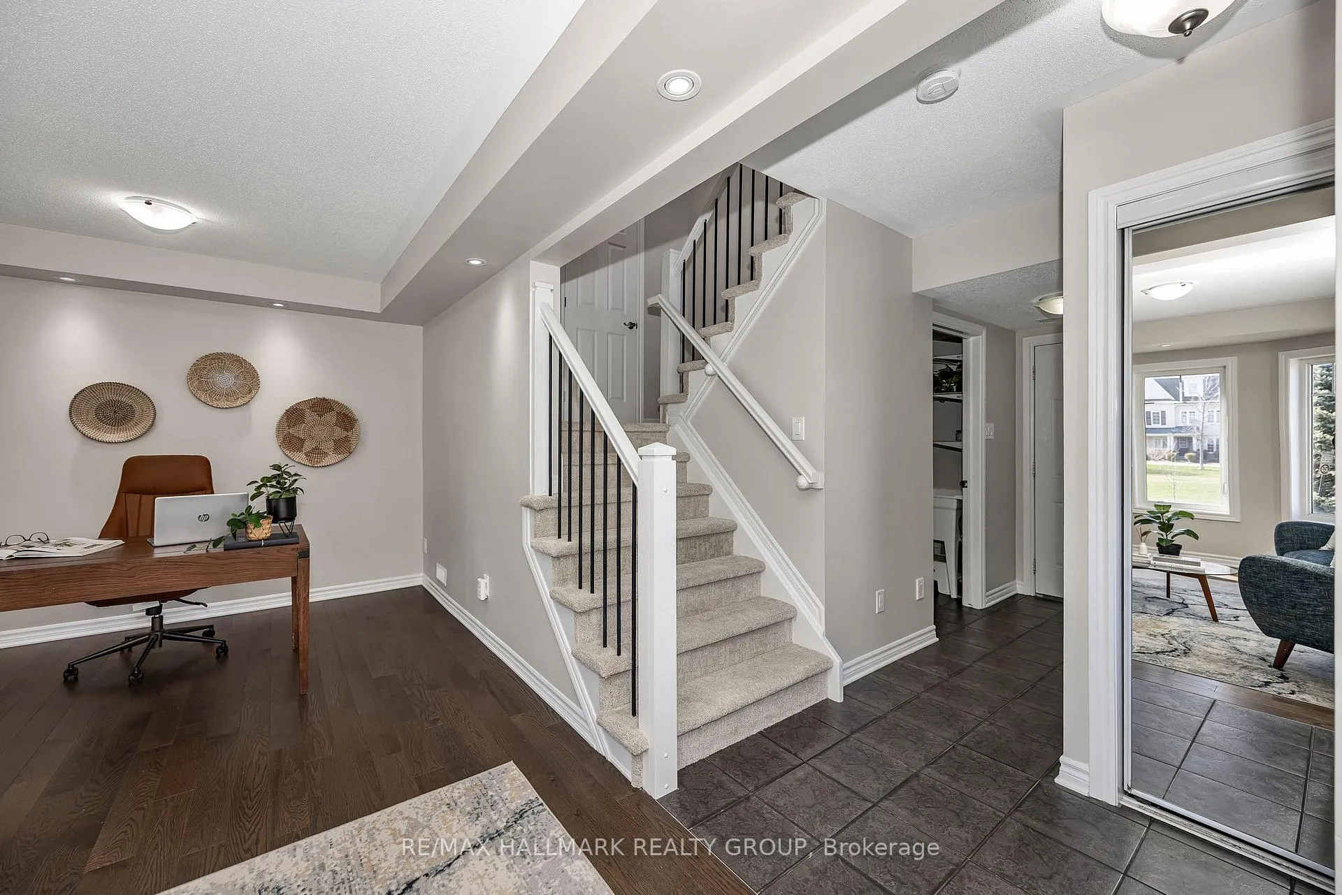Photo 8 of 618 Martinique Lane, Ottawa, Stittsville (North) — HOMEH